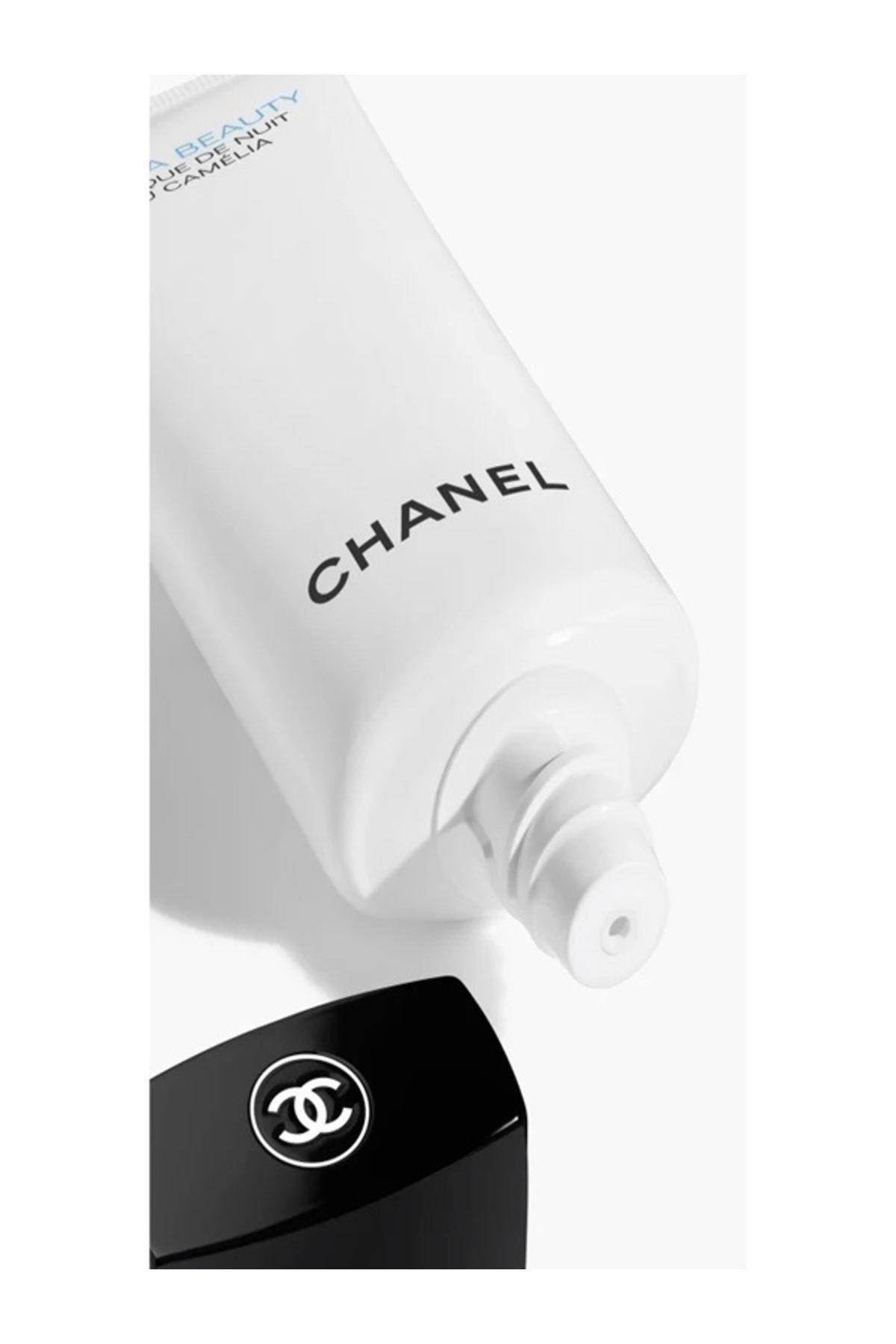 Chanel ماسک شبانه عصاره کاملیا HYDRA BEAUTY آبرسانی عمیق و اکسیژن رسانی ضد پیری 100میل
