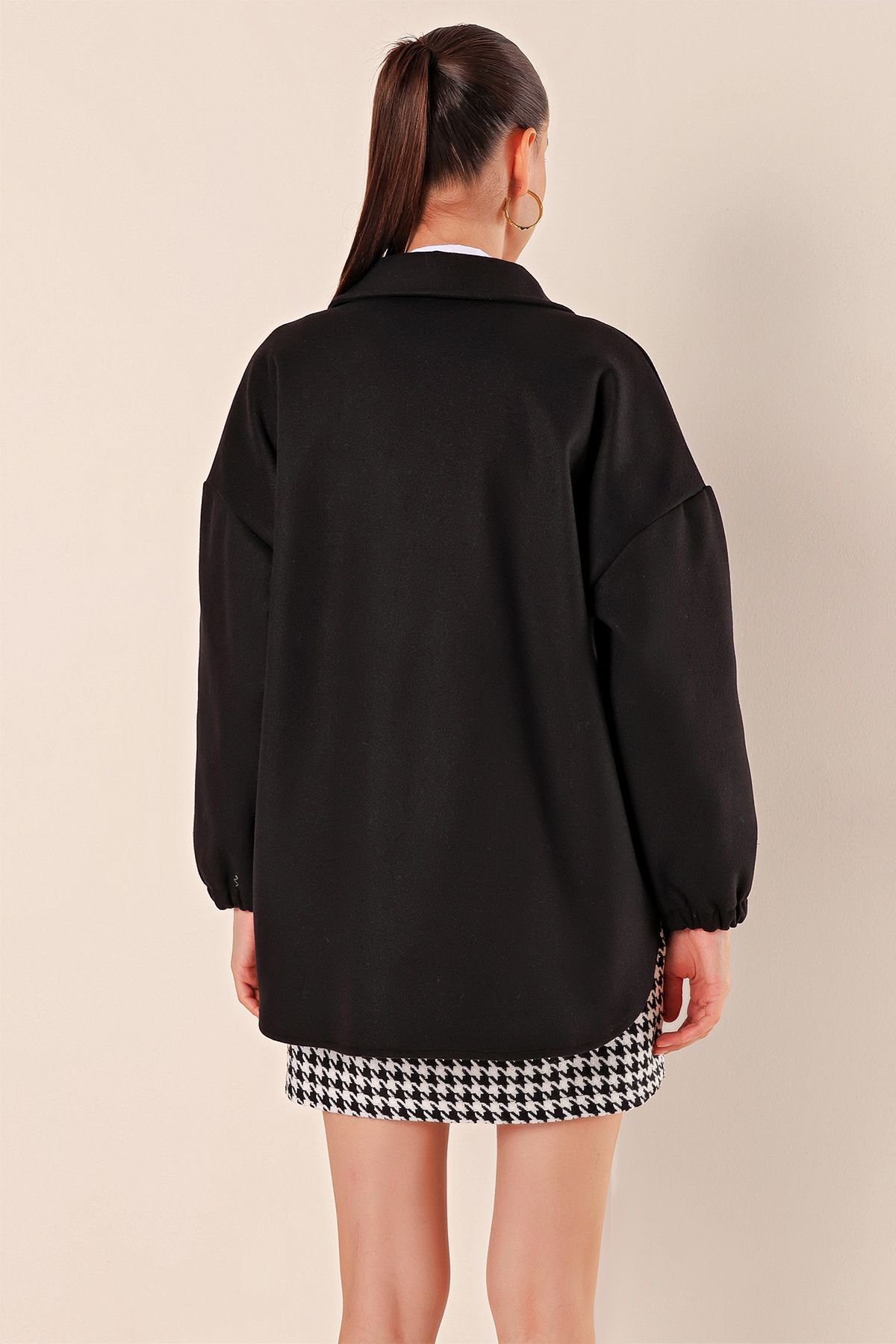 Bigdart-0674 Oversize-Shirt mit Taschen - Schwarz 6