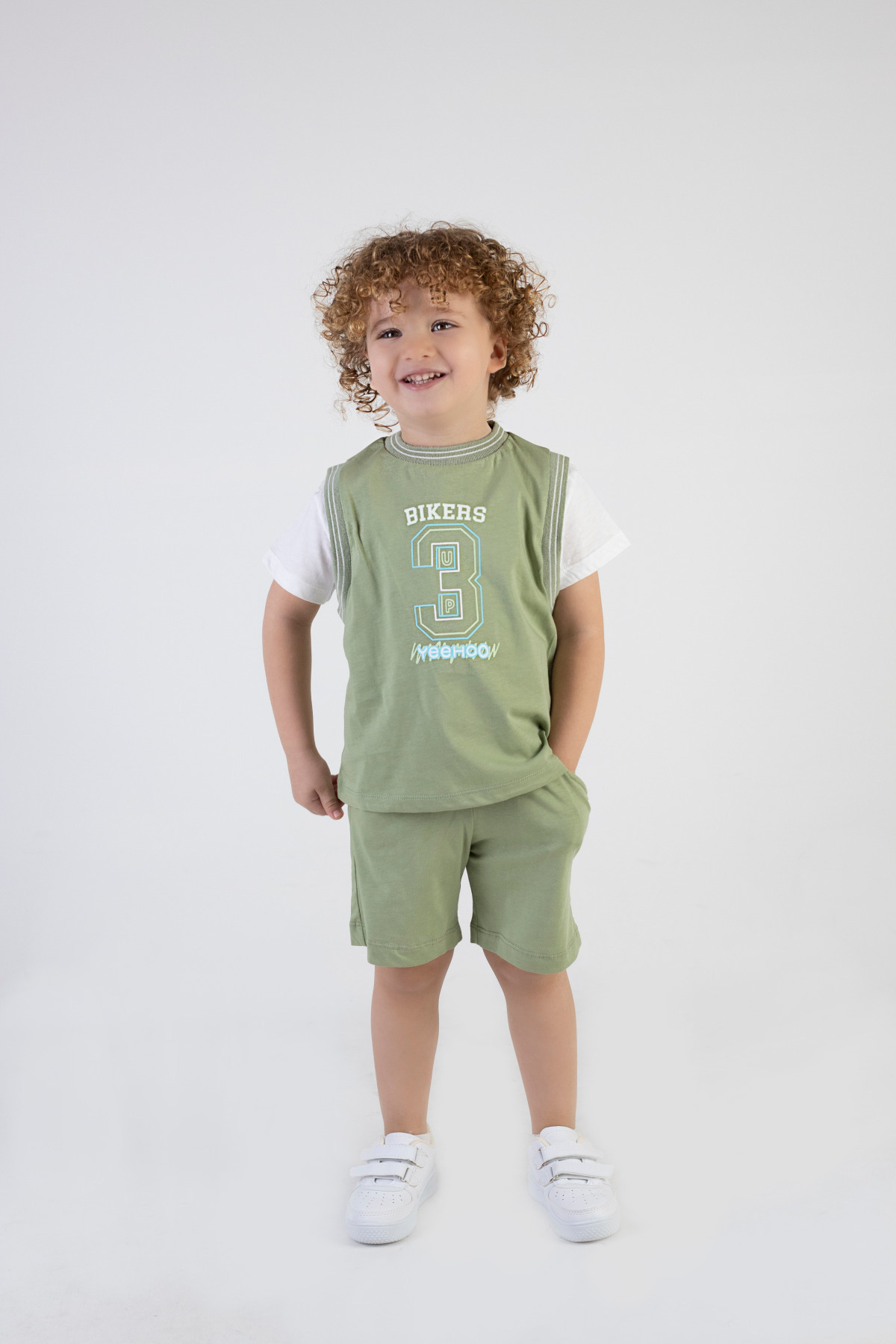 HARİKA KİDS Erkek Çocuk Bikers Baskılı  Kısa Kollu Şortlu Alt Üst Takım fotoğrafı 3 (önizleme)