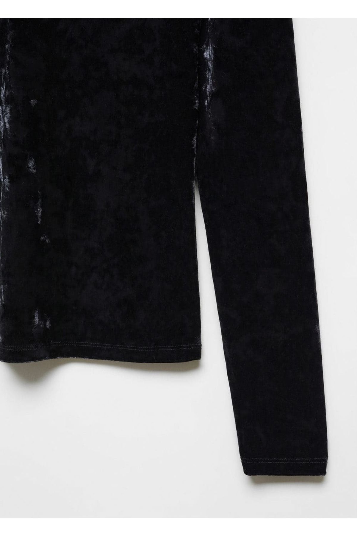 MANGO Woman-Velvet V-neck T-shirt 5