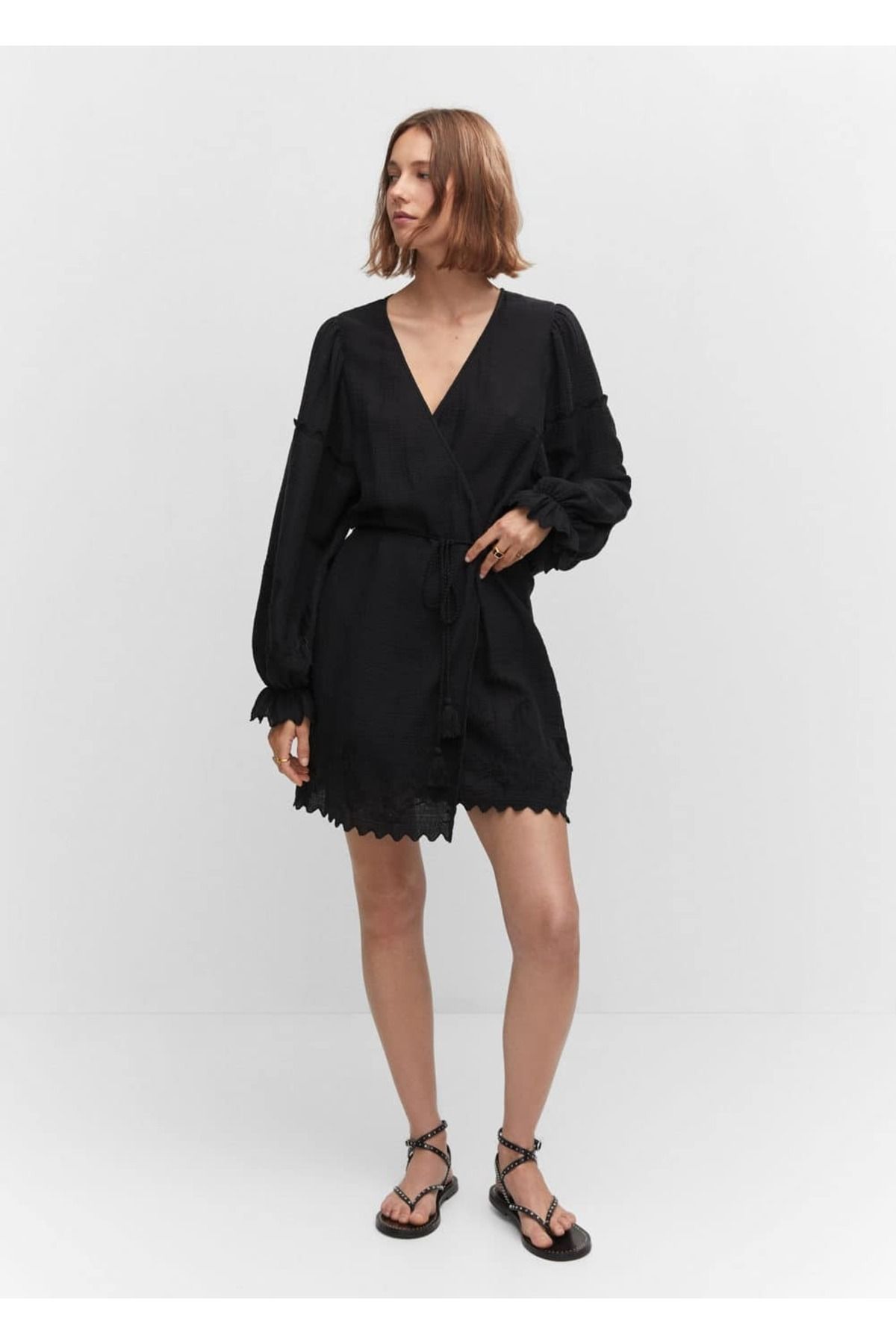 complete the look image