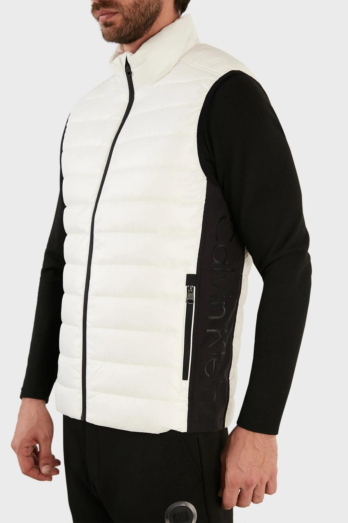 White calvin shop klein vest