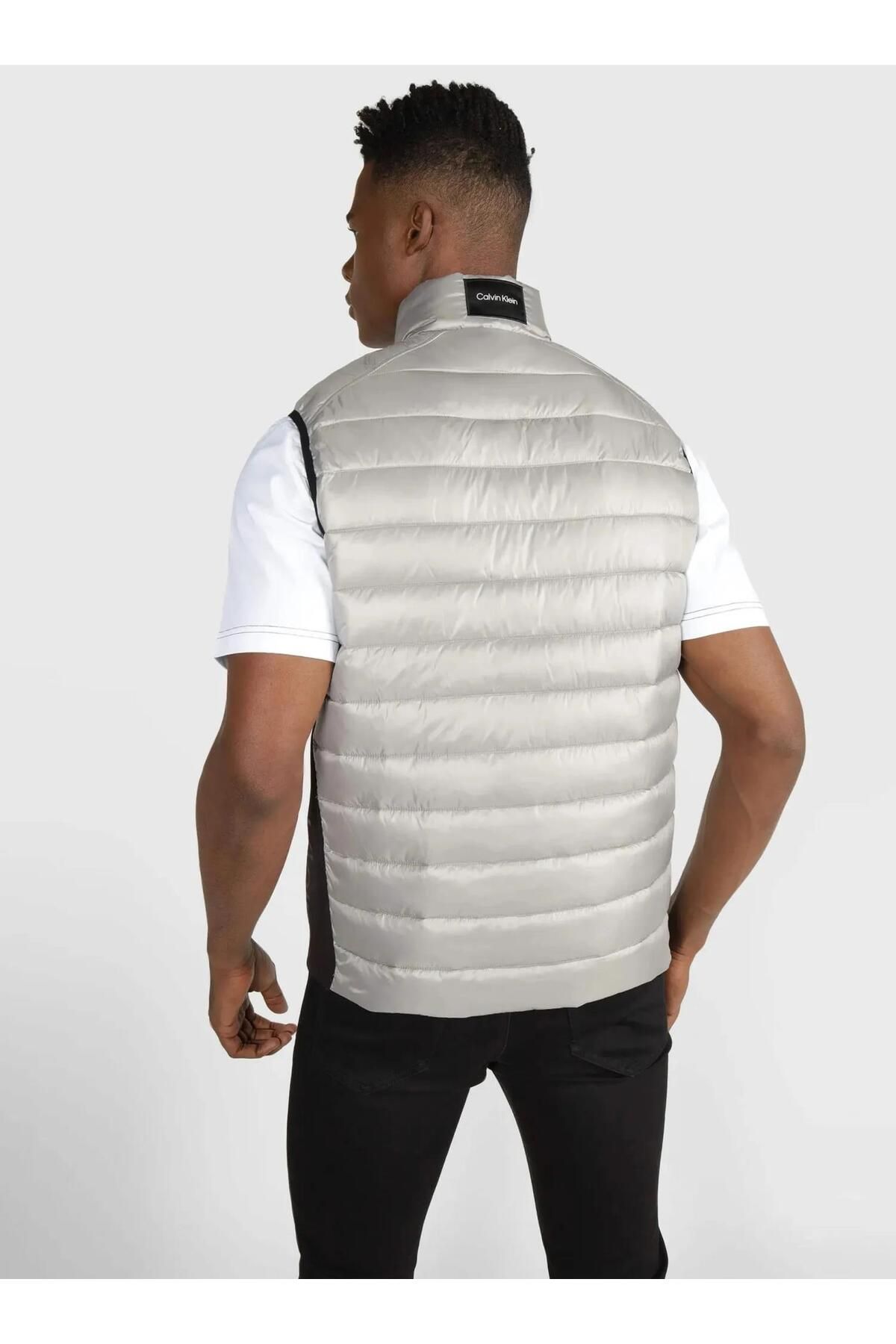 White calvin shop klein vest