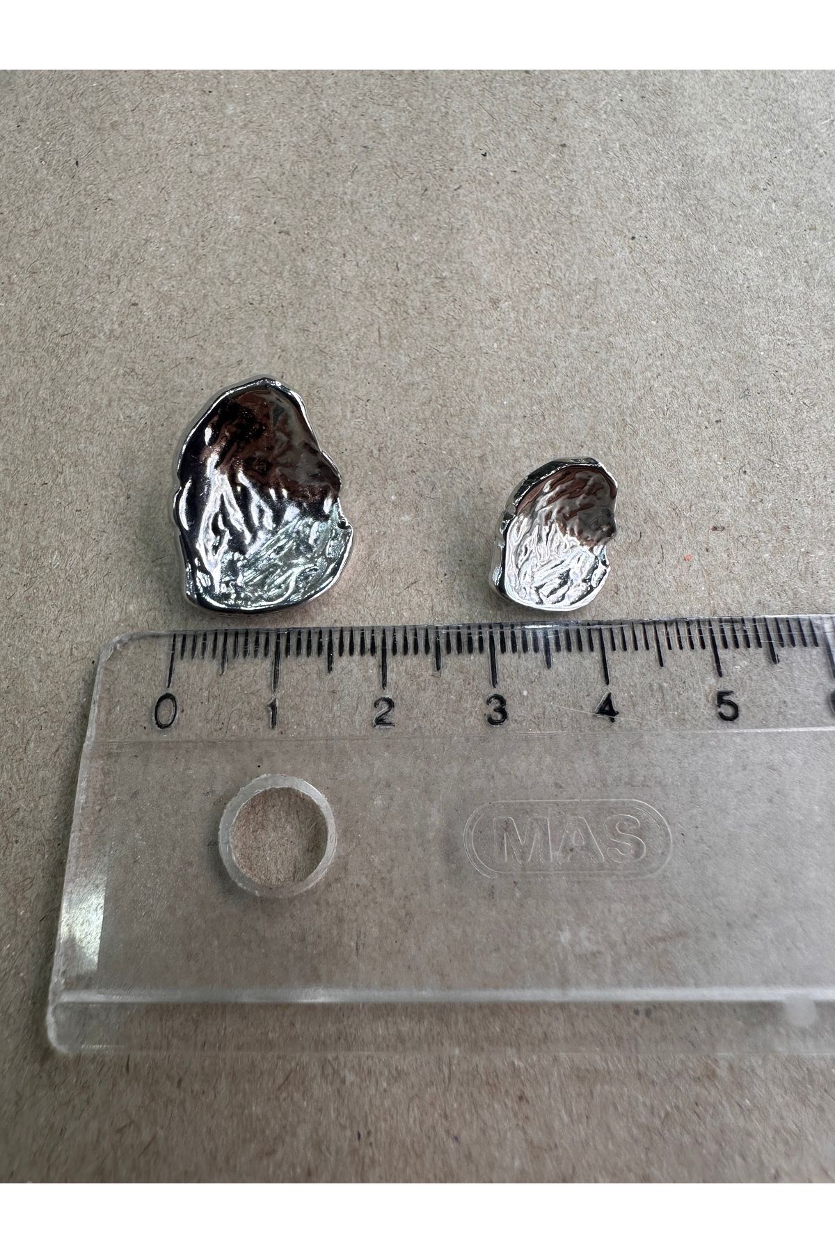 ODDA TASARIM ATÖLYESİ-Asymmetric cambered shell model silver button set 6