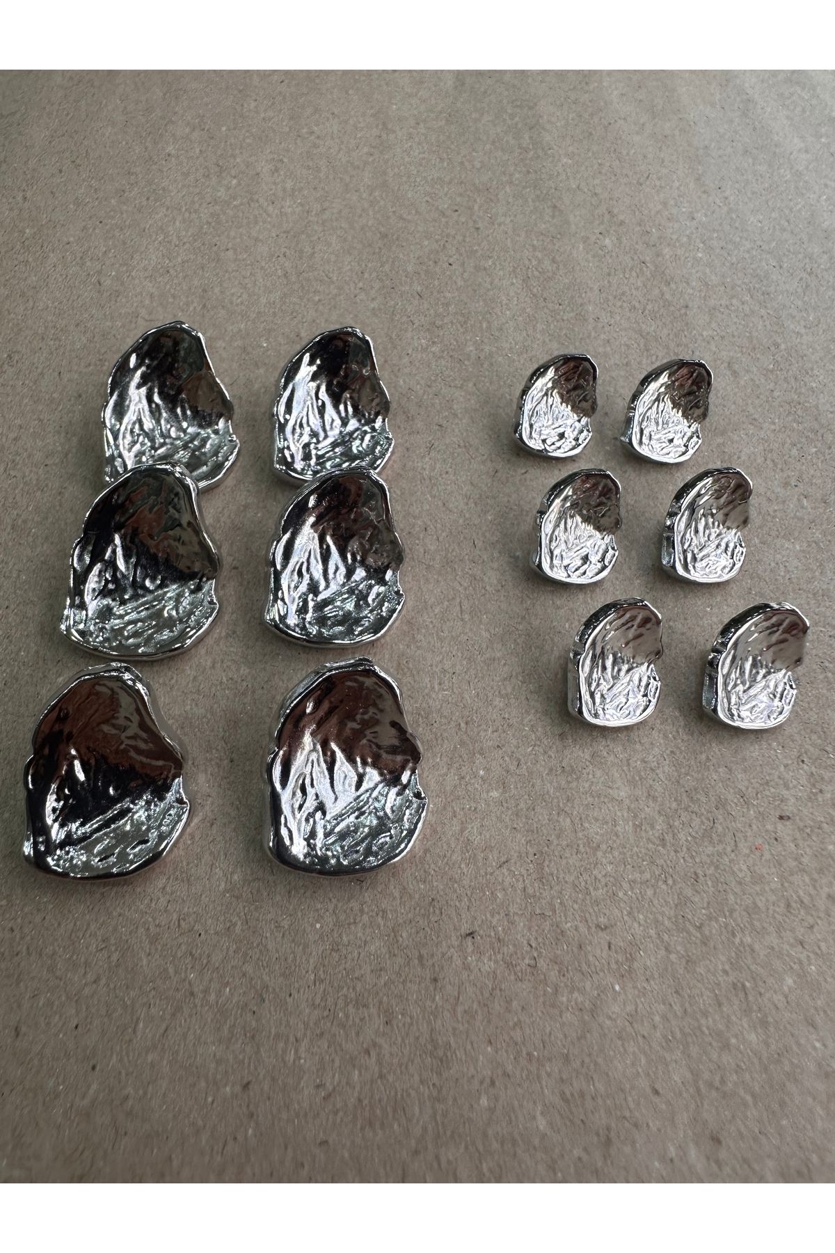 ODDA TASARIM ATÖLYESİ-Asymmetric cambered shell model silver button set 5