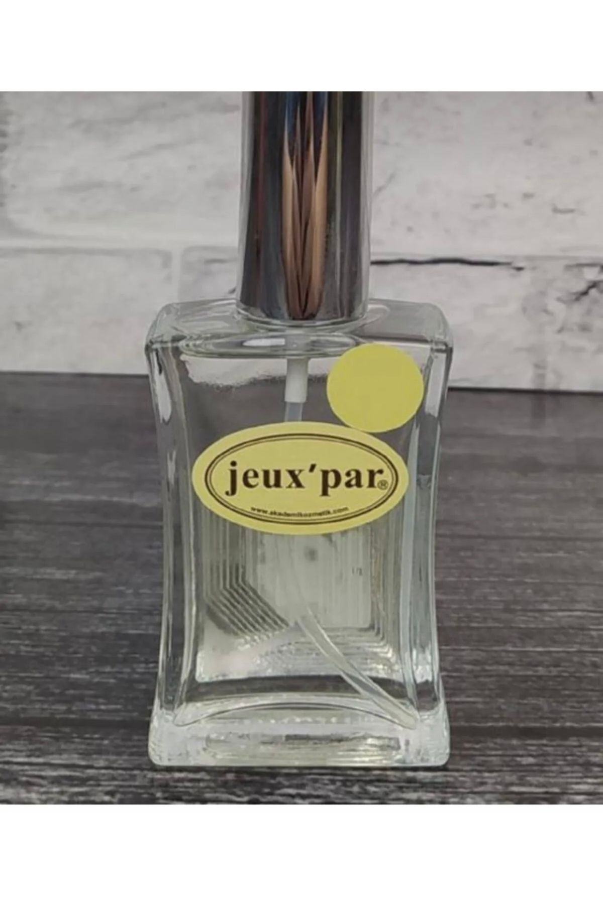 عطر مردانه E 2110 Tabacco وانیلی JEUX PAR