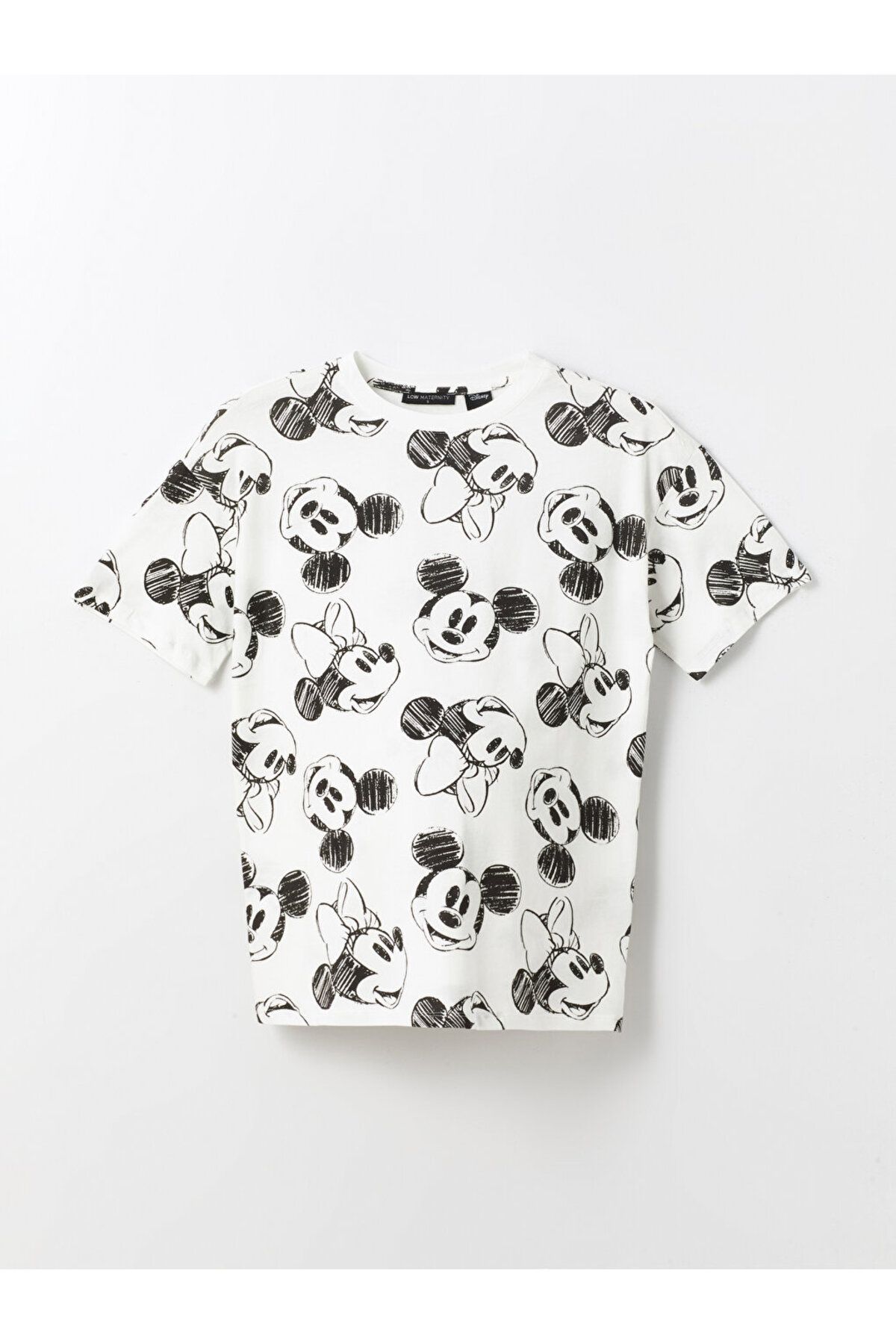 LC Waikiki-Übergroßes, kurzärmeliges Umstands-T-Shirt mit Rundhalsausschnitt und Micky-Maus-Aufdruck 6