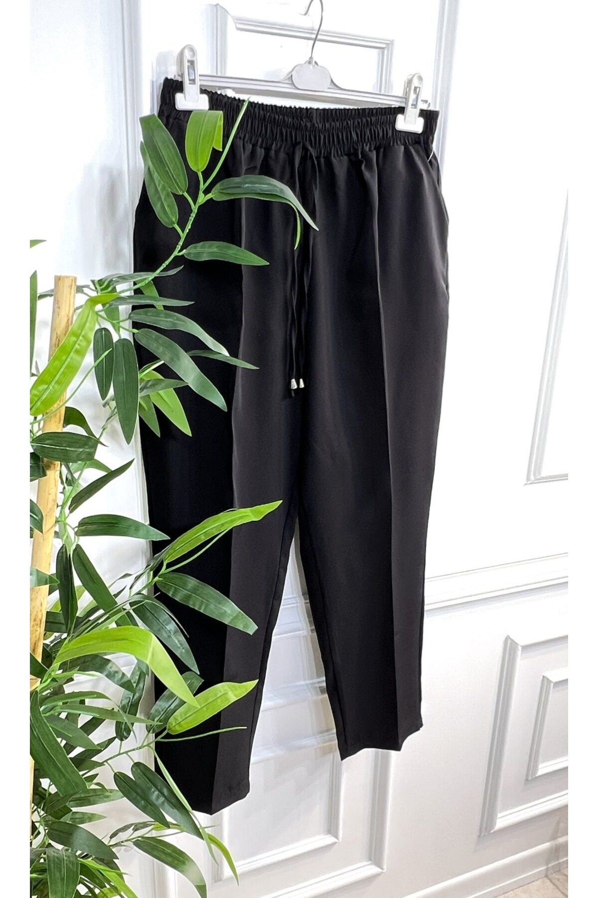 Aşkı Endam-Large Size Charm Imported Slinky Trousers with Elastic Waist and Side Pockets - Black 6