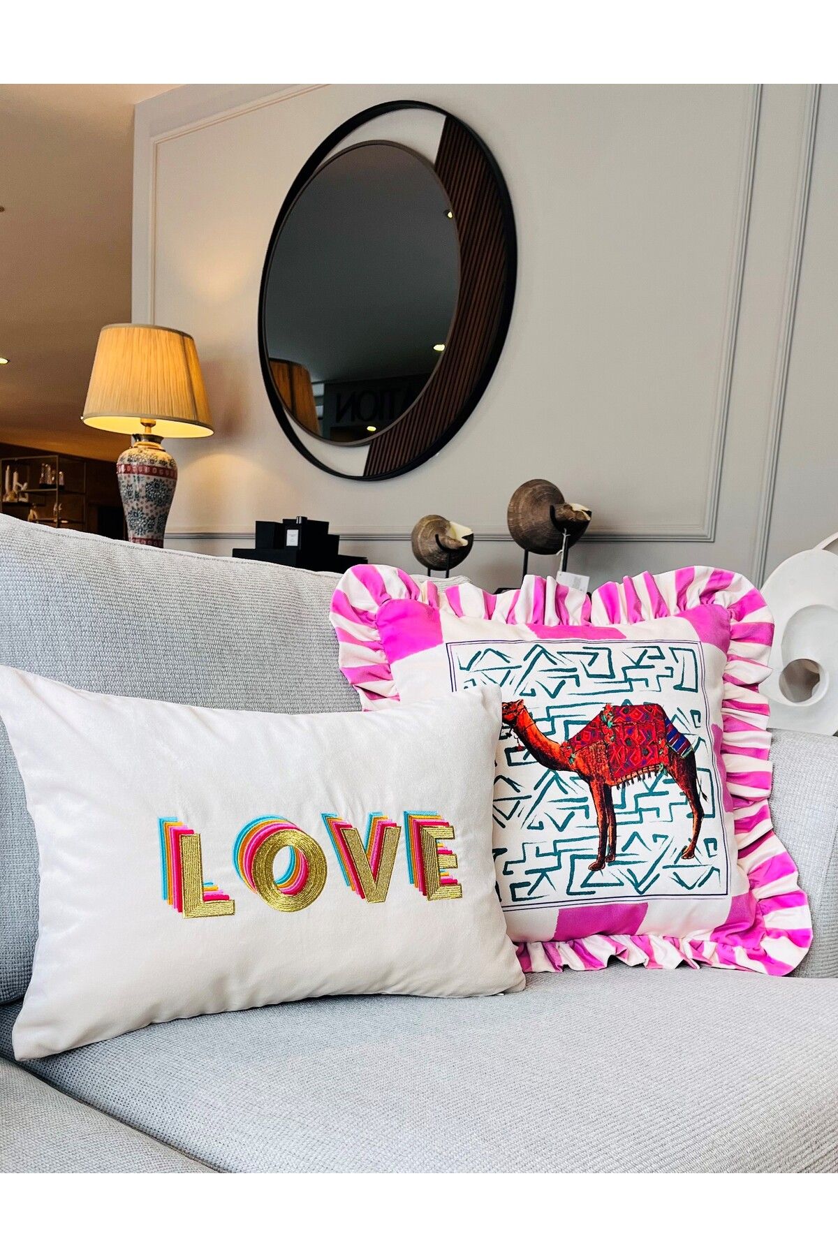 ge living-Husă de pernă decorativă din seria Rainbow cu model Love 4