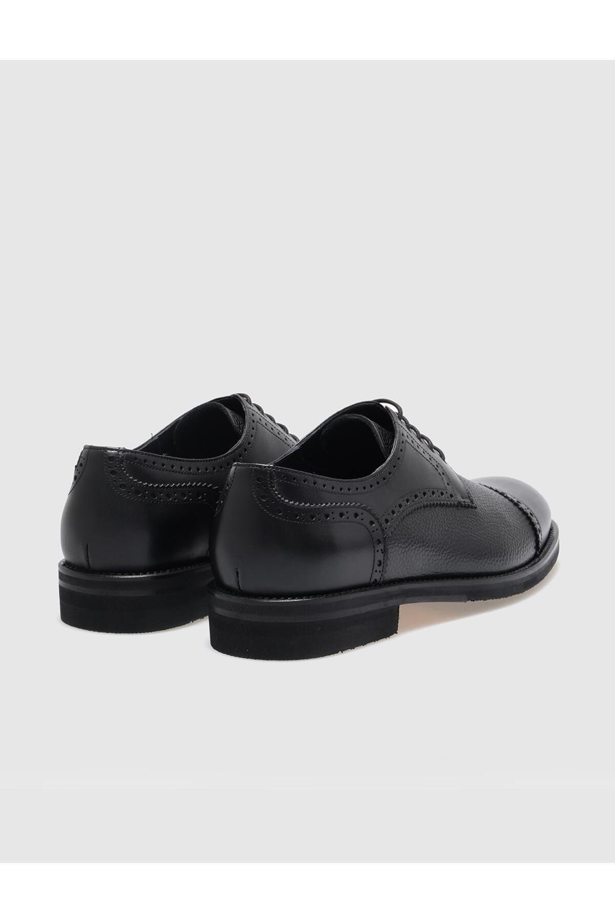 Cabani کفش های کلاسیک توری سیاه چرمی