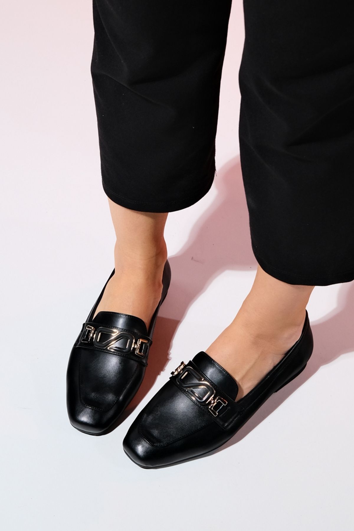 لوفر سیاه زنانه کفش های پوست پوستی PECOS luvishoes