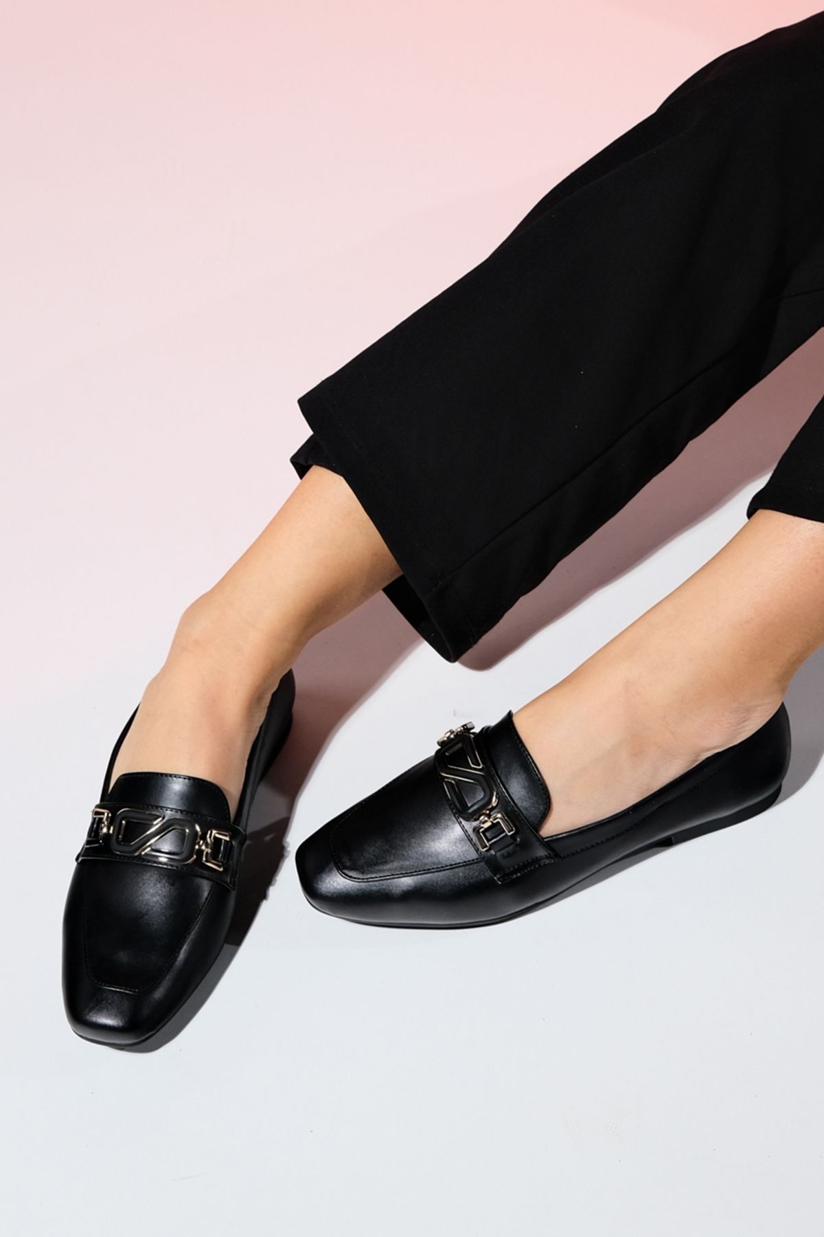 لوفر سیاه زنانه کفش های پوست پوستی PECOS luvishoes