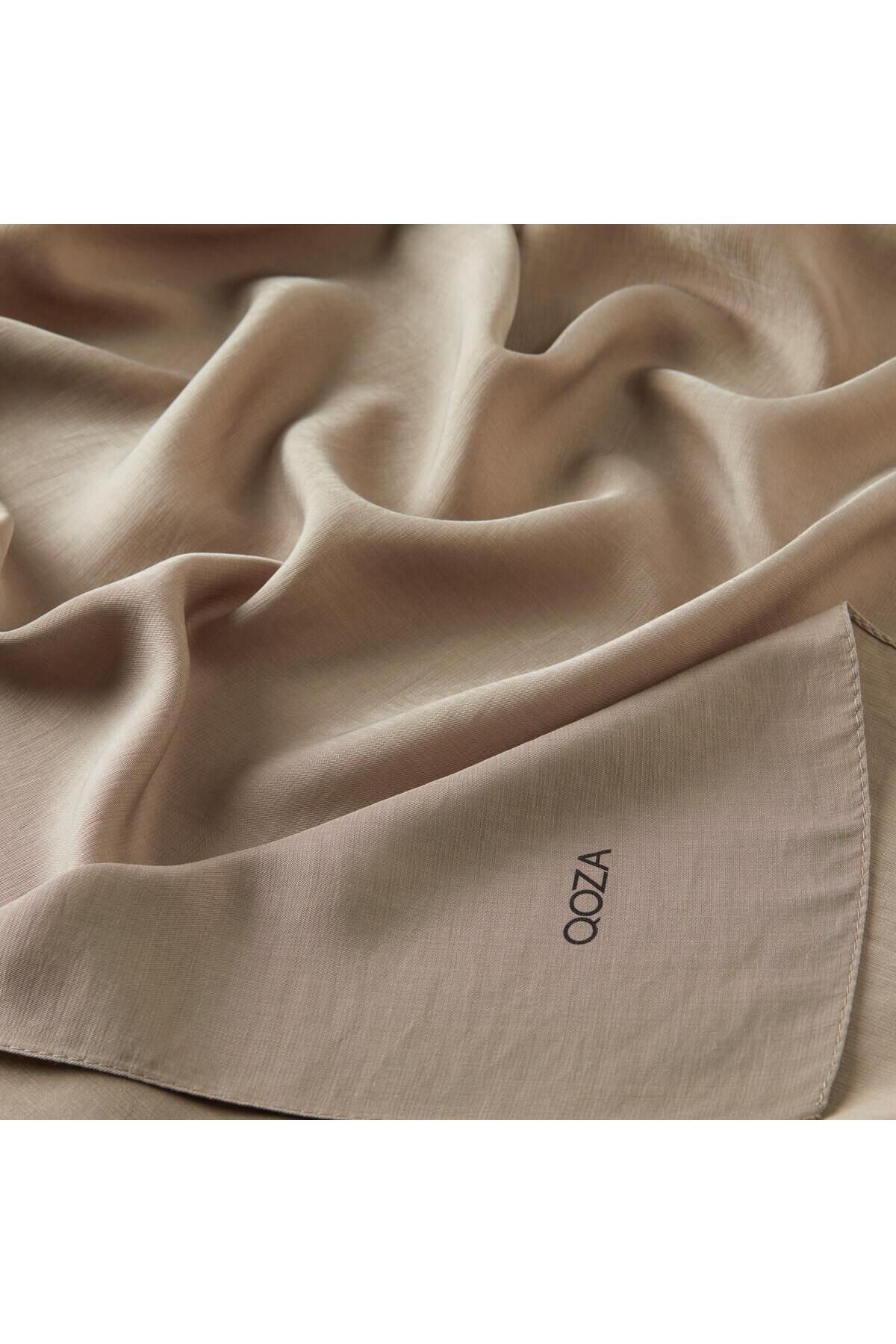 QOZA-Medi Shawl - Light Mink 2