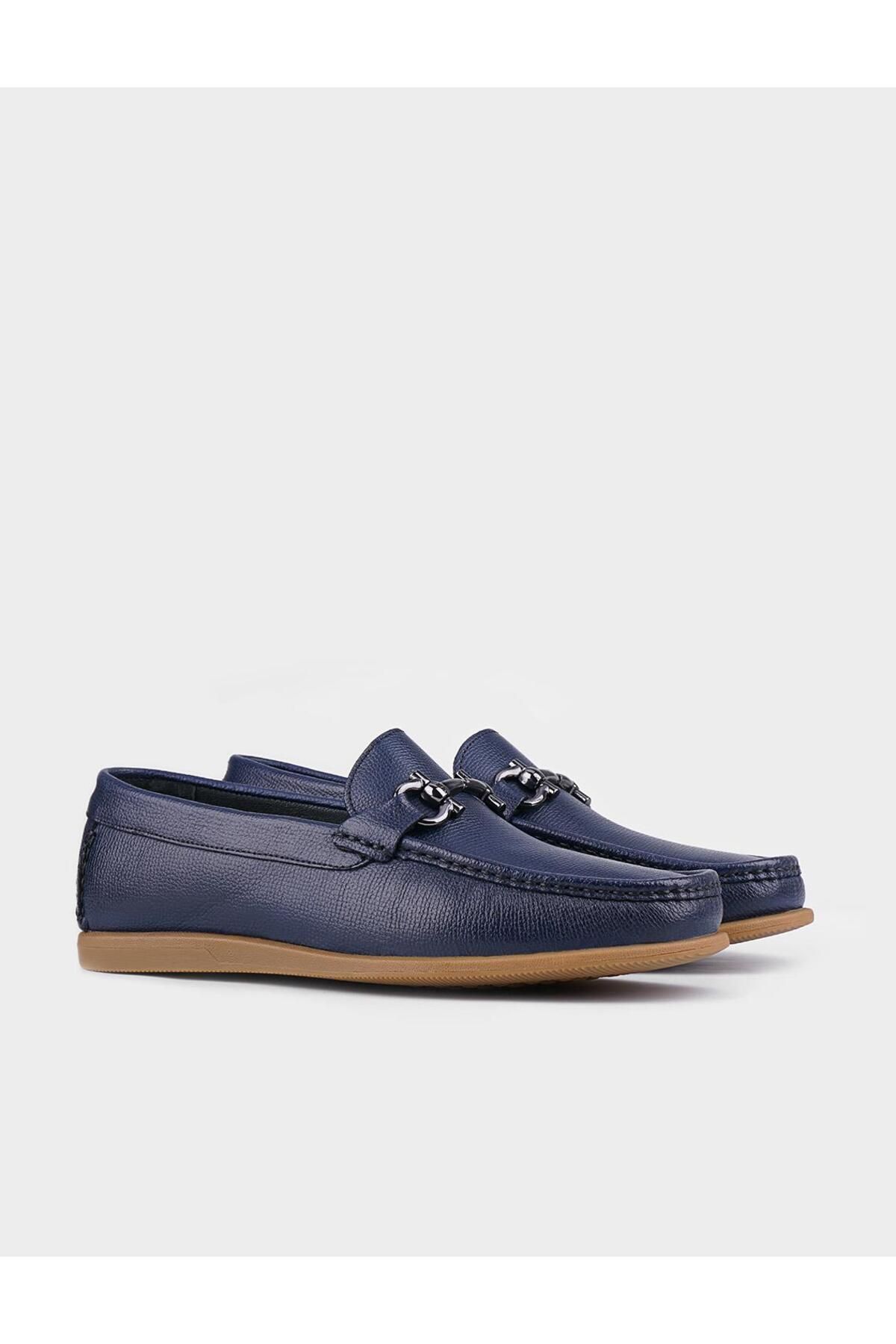 Cabani کفش های روزانه مردانه چرمی آبی با لوازم جانبی فلزی