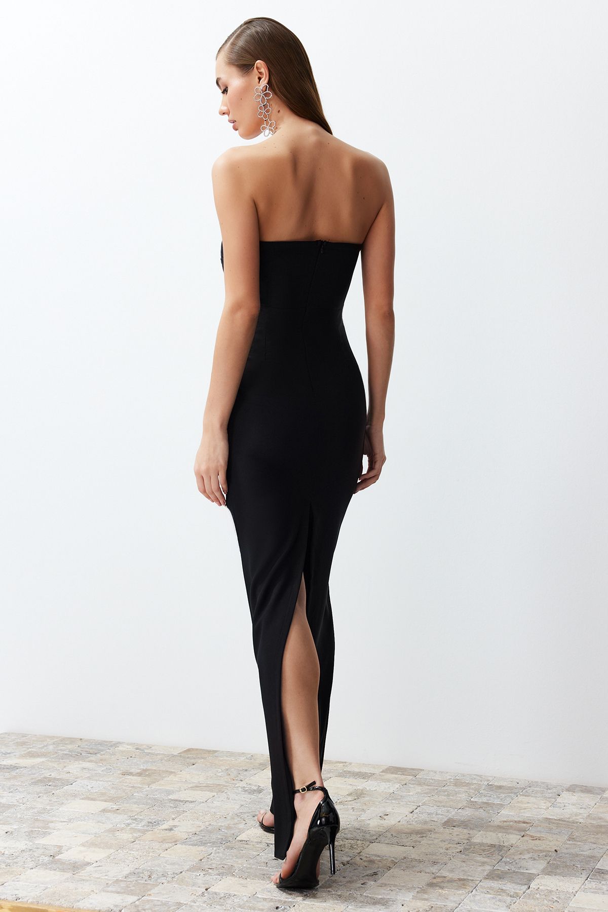 Trendyol Collection-Rochie lungă de seară țesută pe corp neagră TPRSS24AE00053 6
