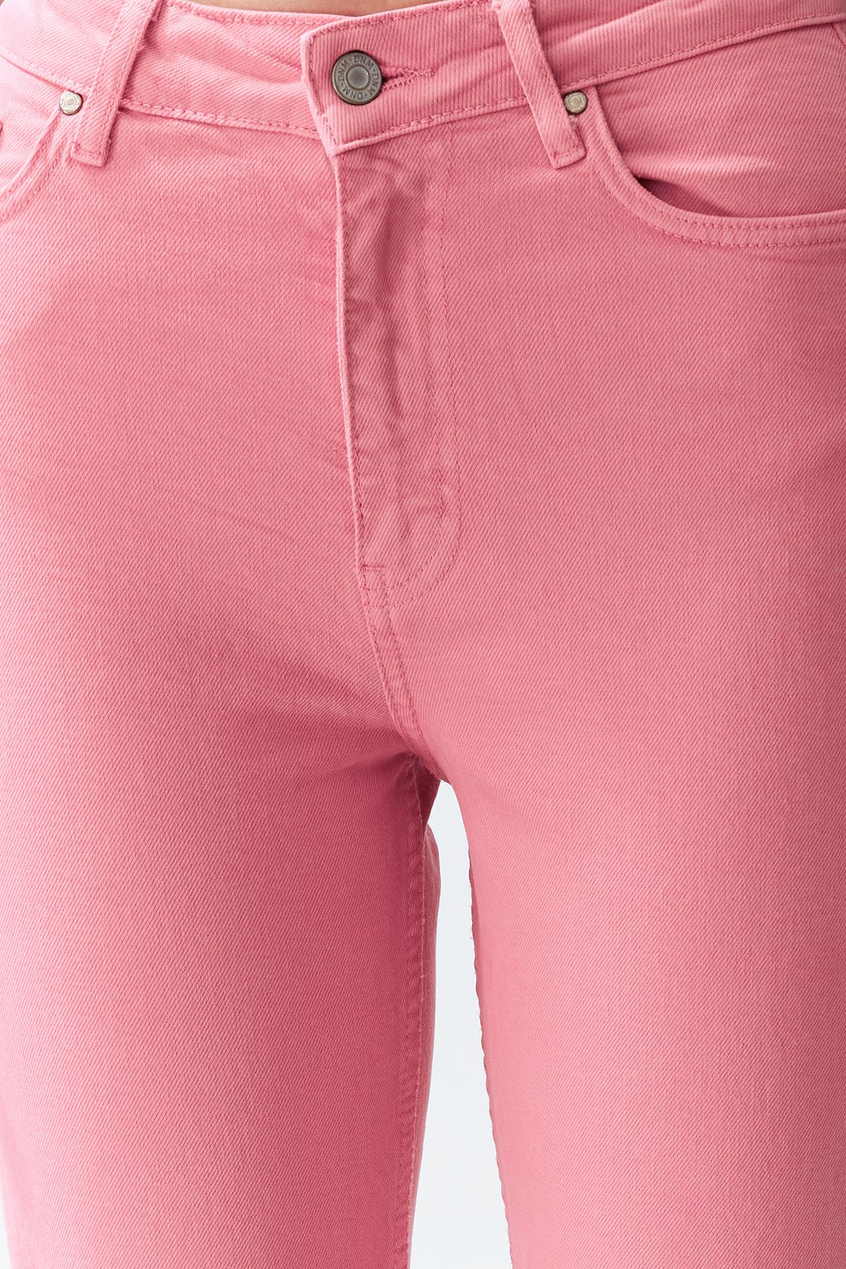 Trendyol Collection-Różowe jeansy Mom z wysokim stanem TWOSS24JE00229 5