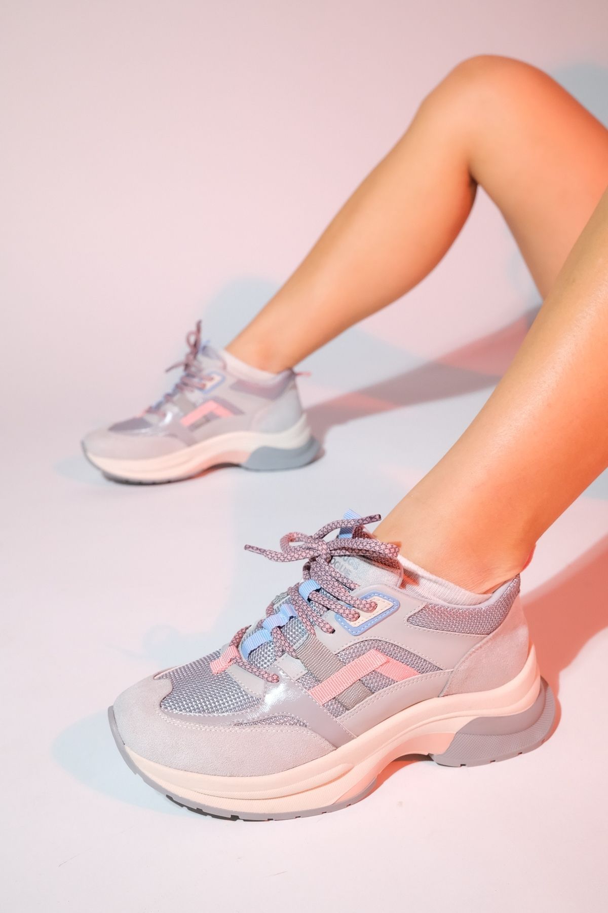 LuviShoes-حذاء رياضي نسائي من STERDA Ice Multi بنعل سميك 5