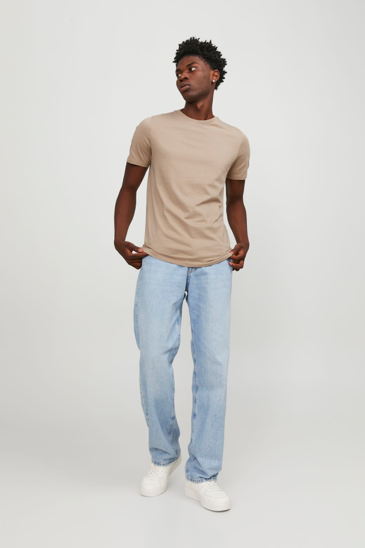 تی شرت جک اند جونز مردانه 100% پنبه خاکستری بیسیک راسته Regular/رگولار    بیسیک Daily/روزانه | Jack & Jones 12156101 - BS TR - تصویر 3