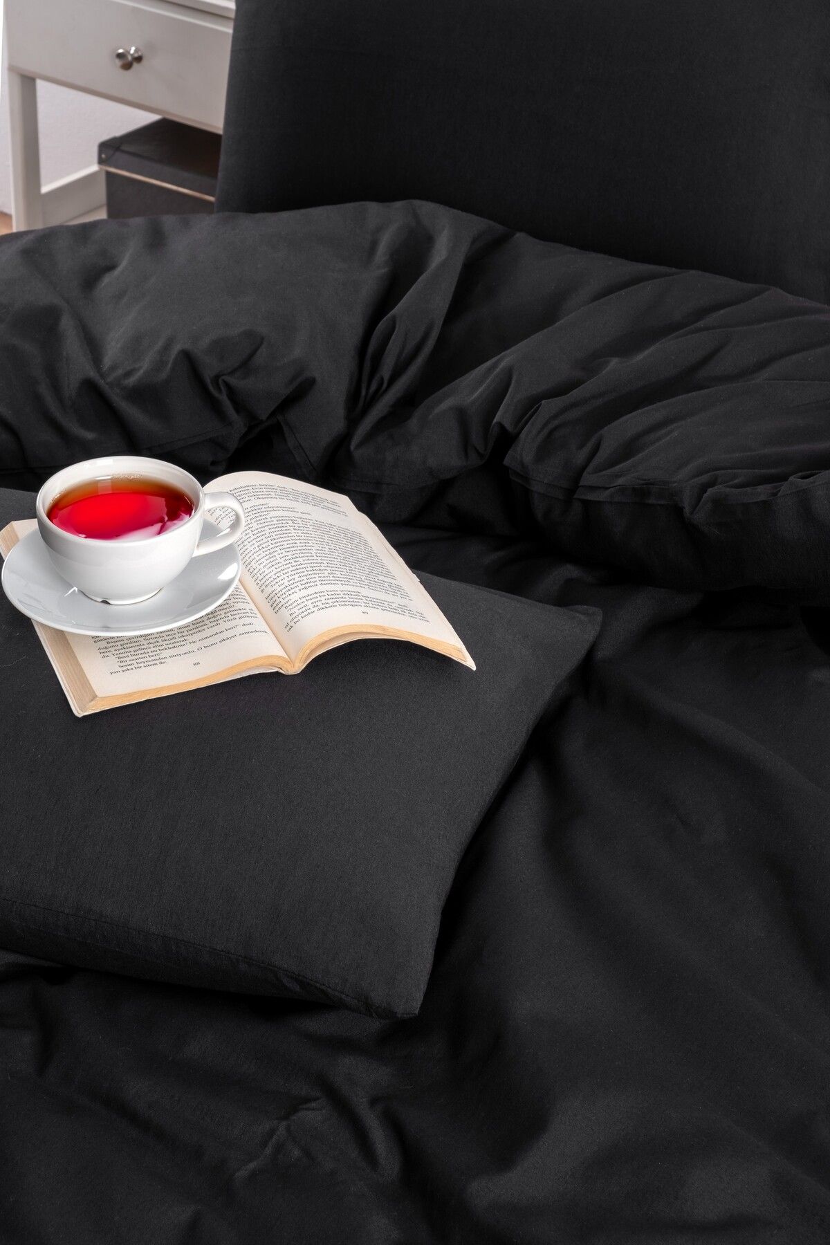 INTER Z-Single Plain Duvet Cover Set with Elastic Sheet and 1 Pillowcase 2