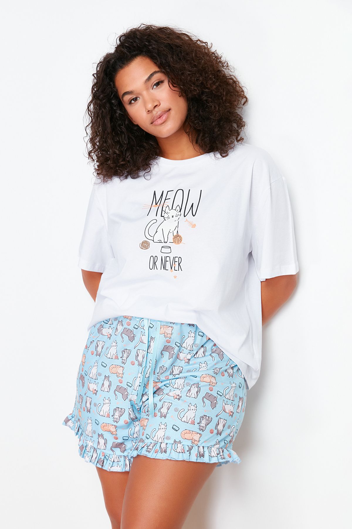 Trendyol Curve Niebieski Zestaw Piżam Z Dzianiny We Wzorzyste Koty Kobieta - 3XL