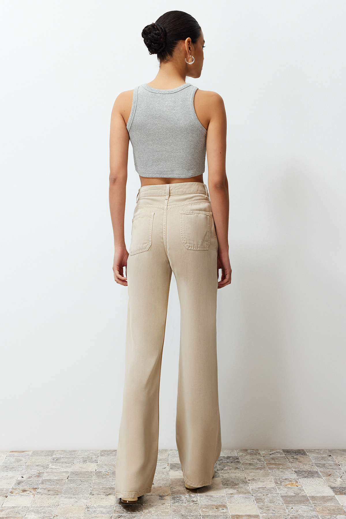 Trendyolmilla  More Sustainable Bej %100 Tencel™ Düşük Bel Wide Leg Jeans TWOSS23JE00219 - Görsel 9