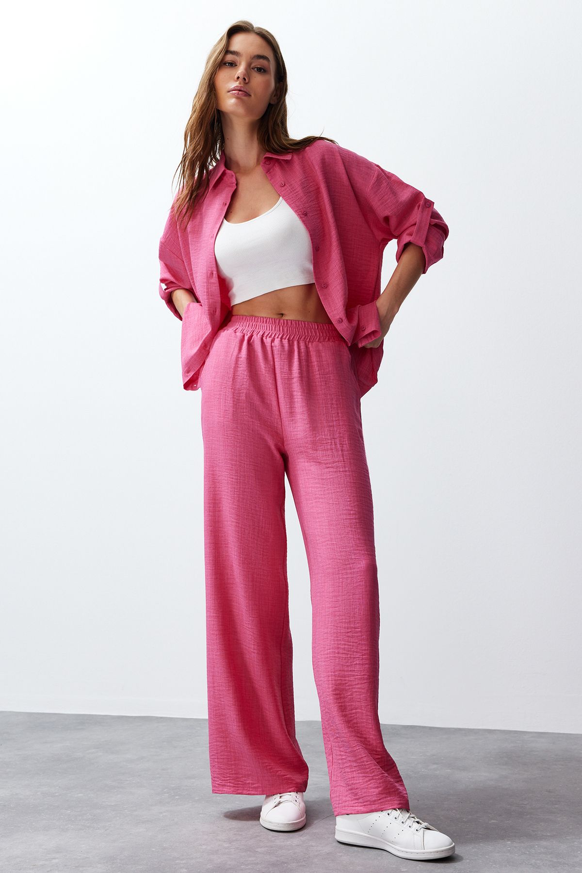 Trendyol Collection-Sada košile a kalhot fuchsiové nárameníky - Twoss24Au00095 3
