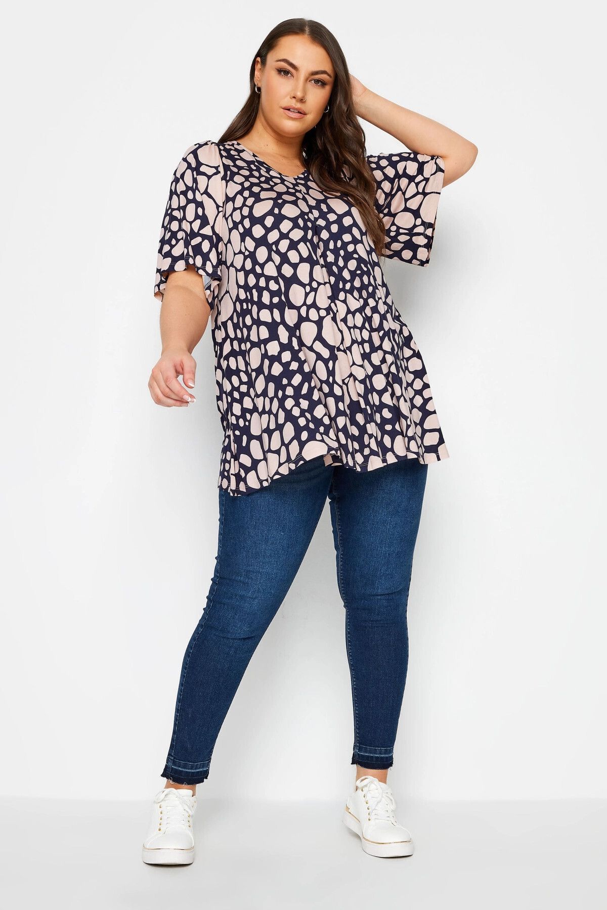 complete the look image