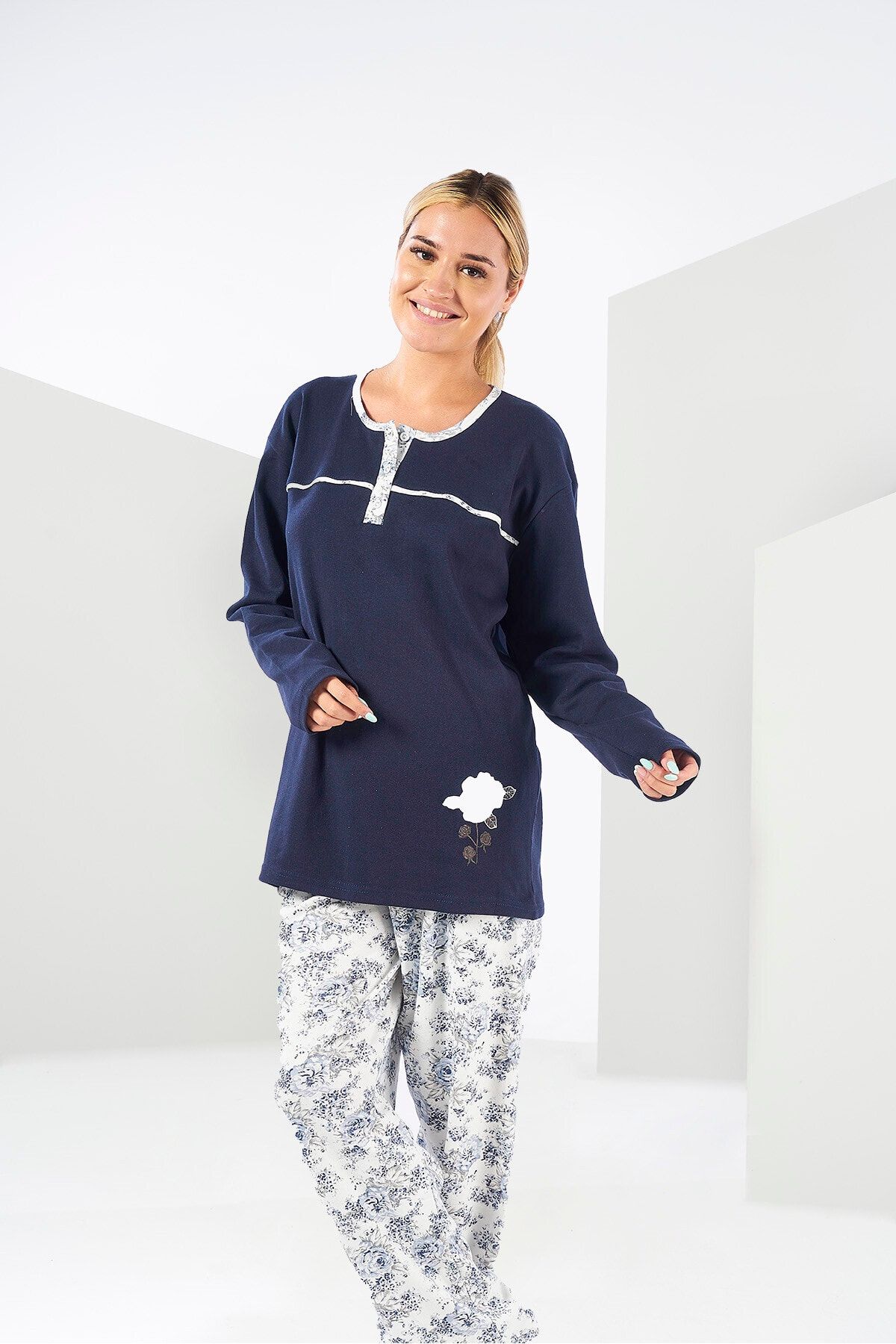 Kadın Lacivert Kışlık Penye Büyük Beden Pijama Takımı