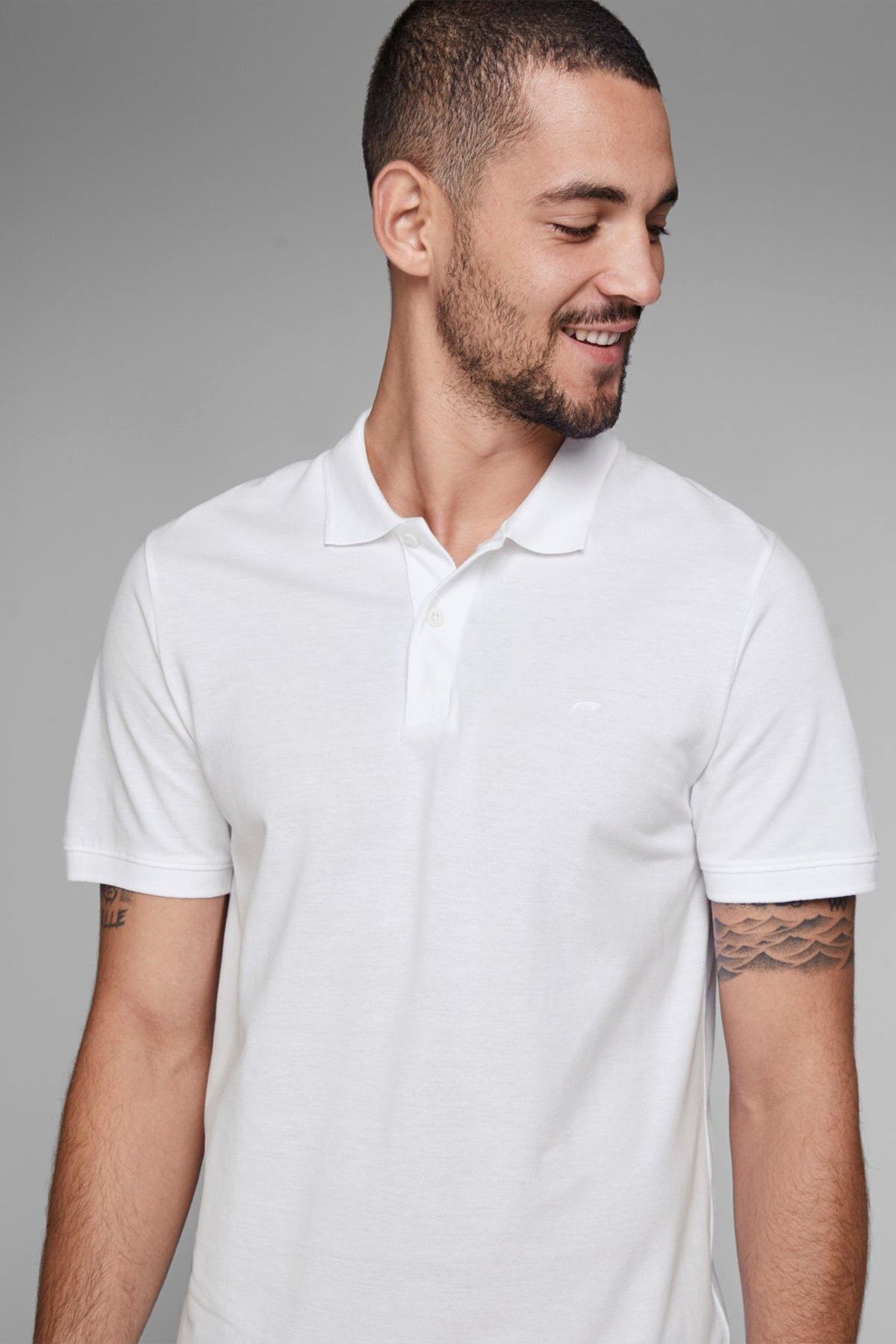تی شرت یقه پولو سفید مردانه اورجینال Jack Jones Jack & Jones