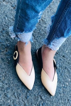 Kadın Ten Rengi Tokalı Sandalet DÜG01