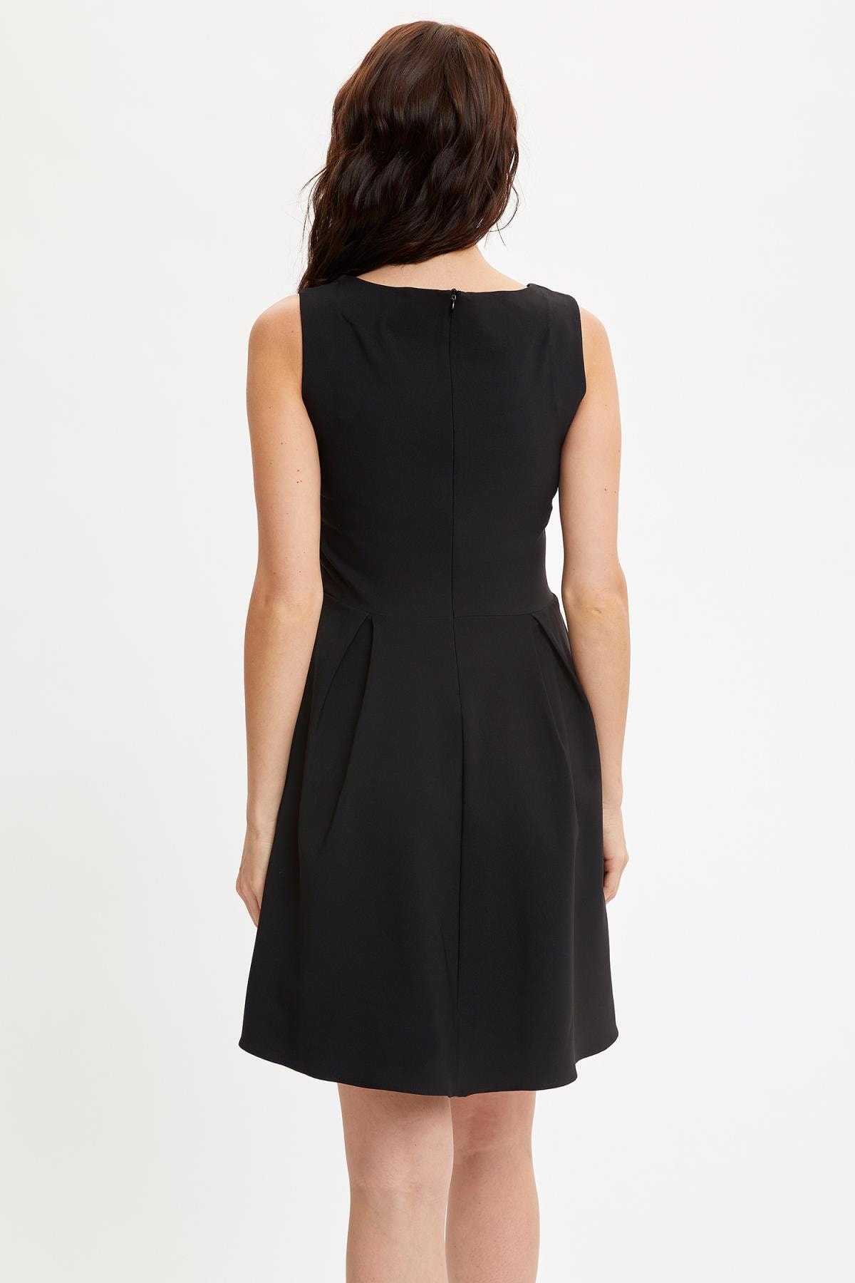 Defacto Kadin Siyah Kolsuz Dokuma Elbise M2569az 19hs Bk27 Fiyati Yorumlari Trendyol