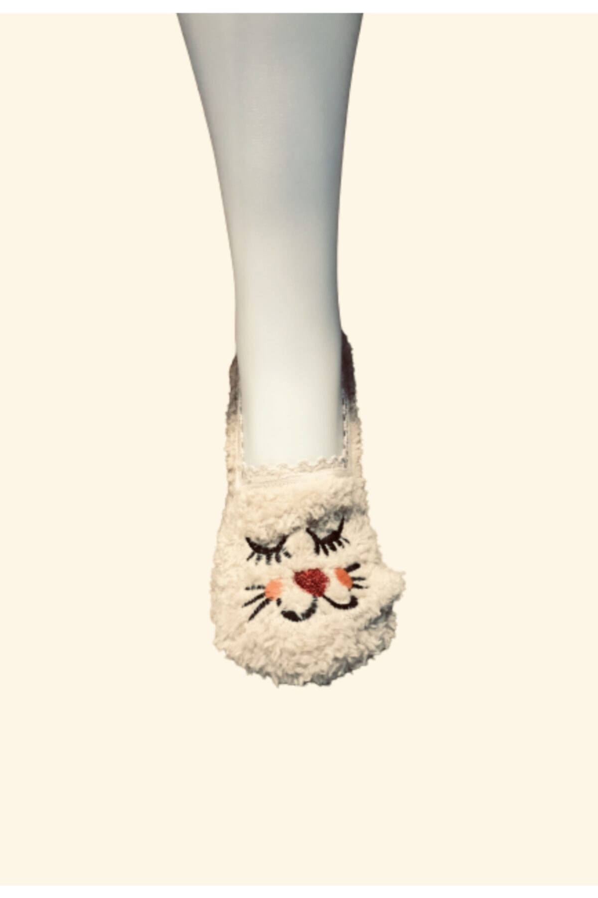 Nurdan Kadın Beyaz Ev Patiği