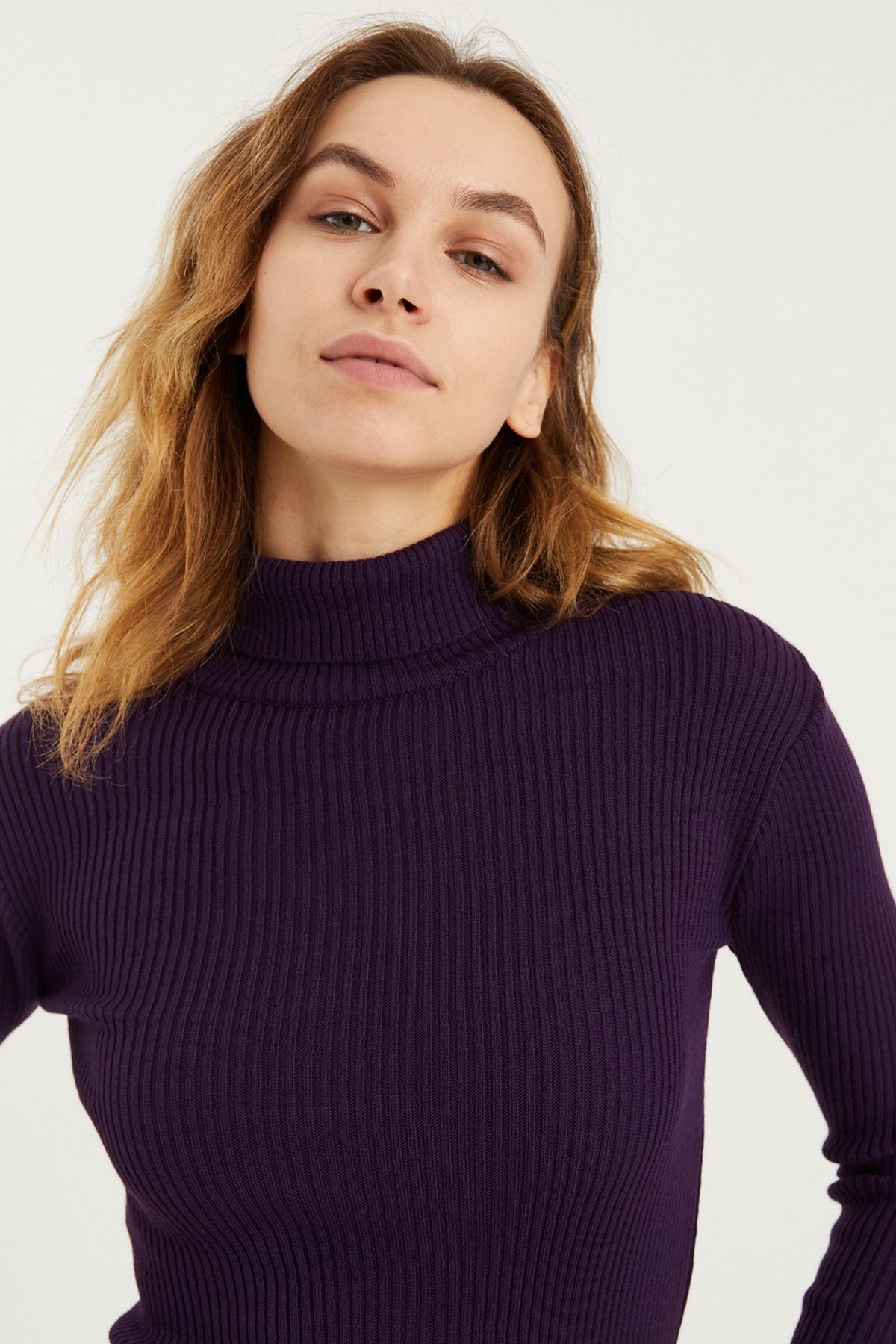 Dark purple turtleneck sweater store