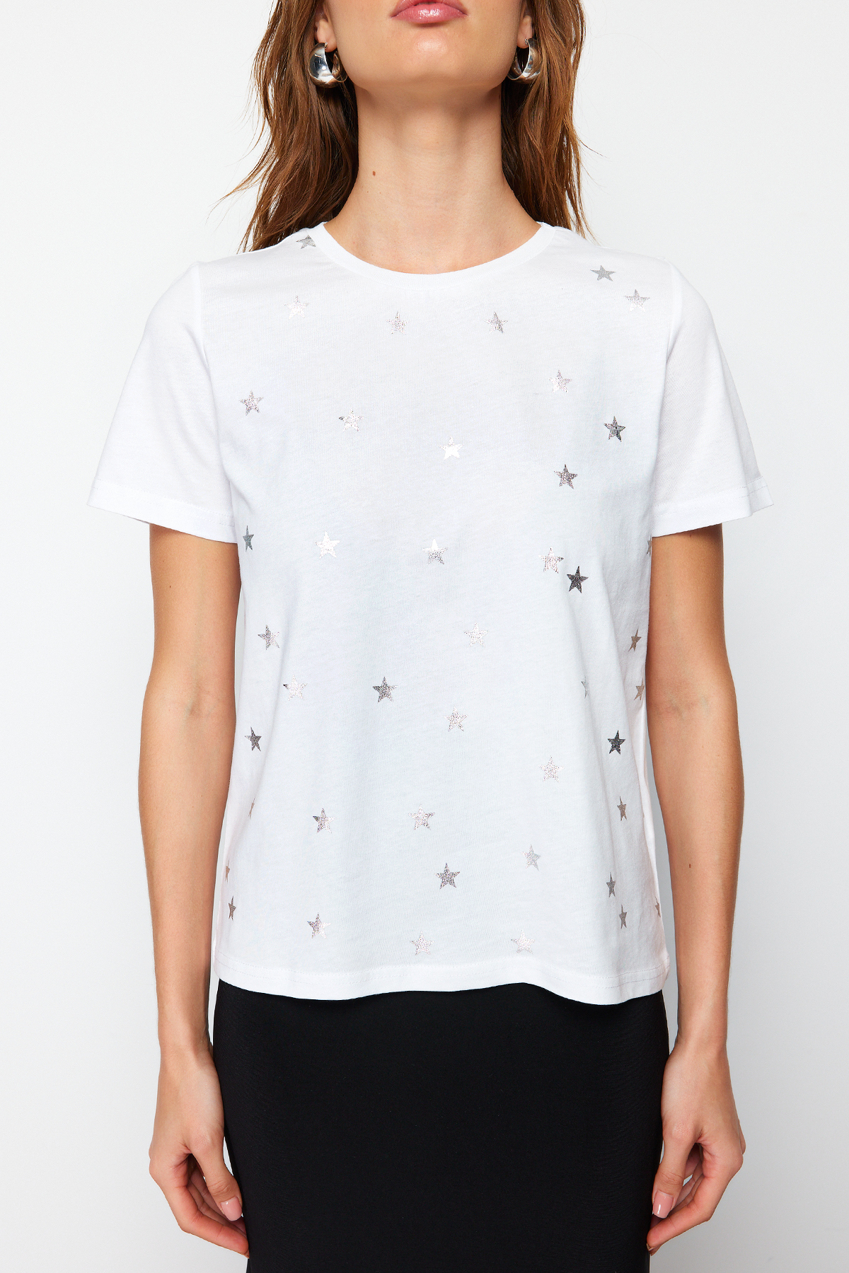 Trendyolmilla  Beyaz %100 Kalın Pamuklu Varak Yıldız Baskılı Regular Kalıp Örme T-Shirt TWOSS20TS0757 - Görsel 5