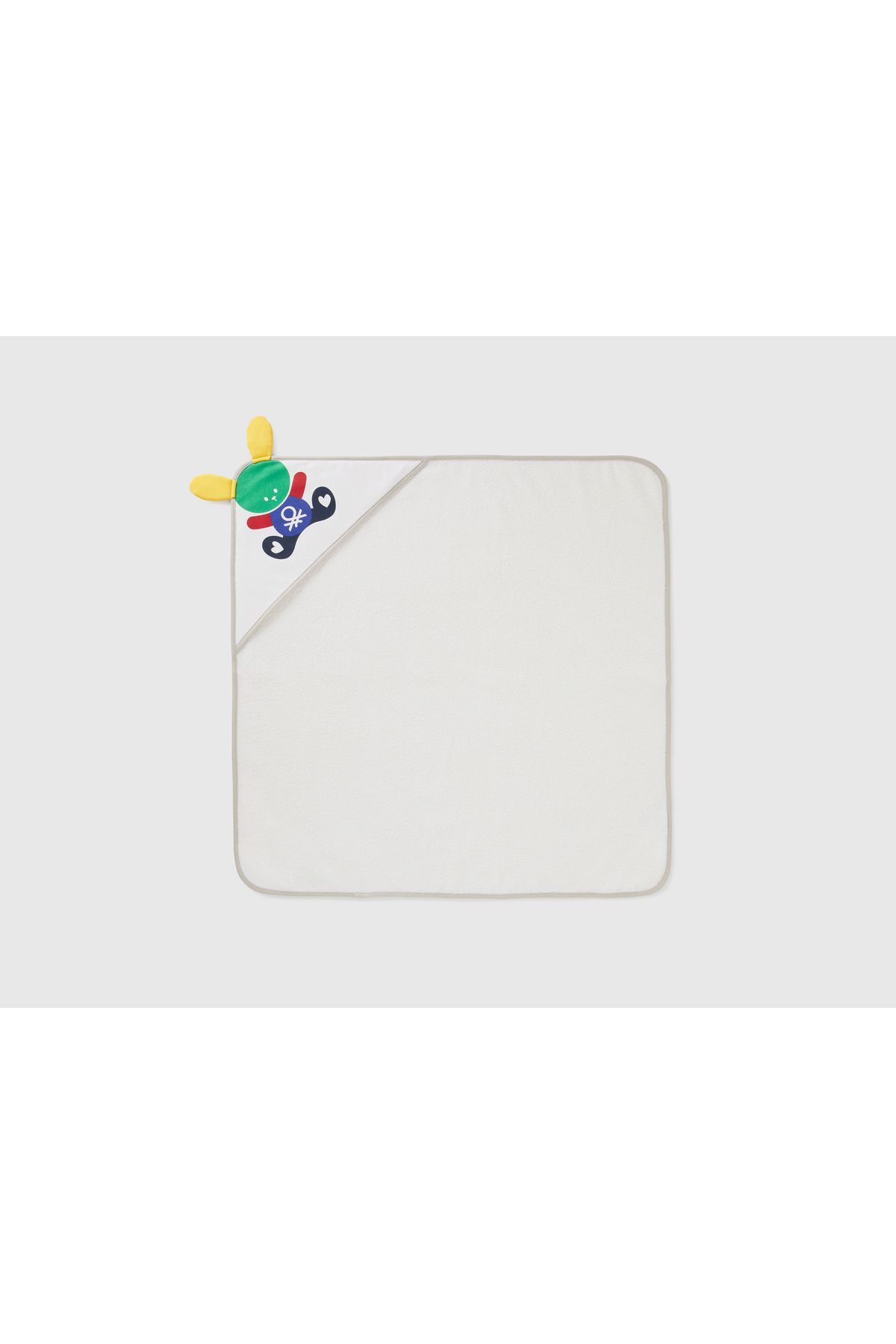 Полотенце United Colors of Benetton Baby White Colored Bunny с логотипом 623P6FH3F7113