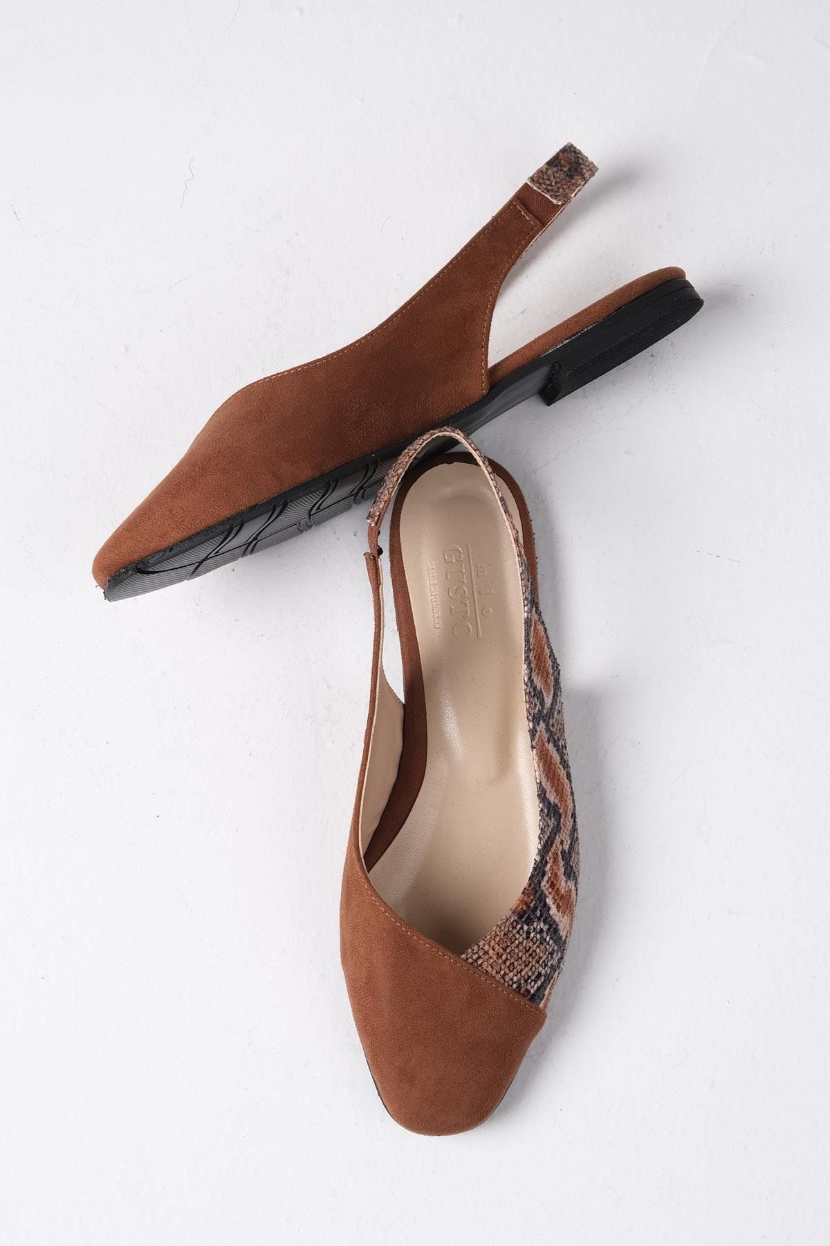 Mio Gusto-Flache Ballerina-Schuhe für Damen von Debby in Hellbraun mit offenem Rücken 8
