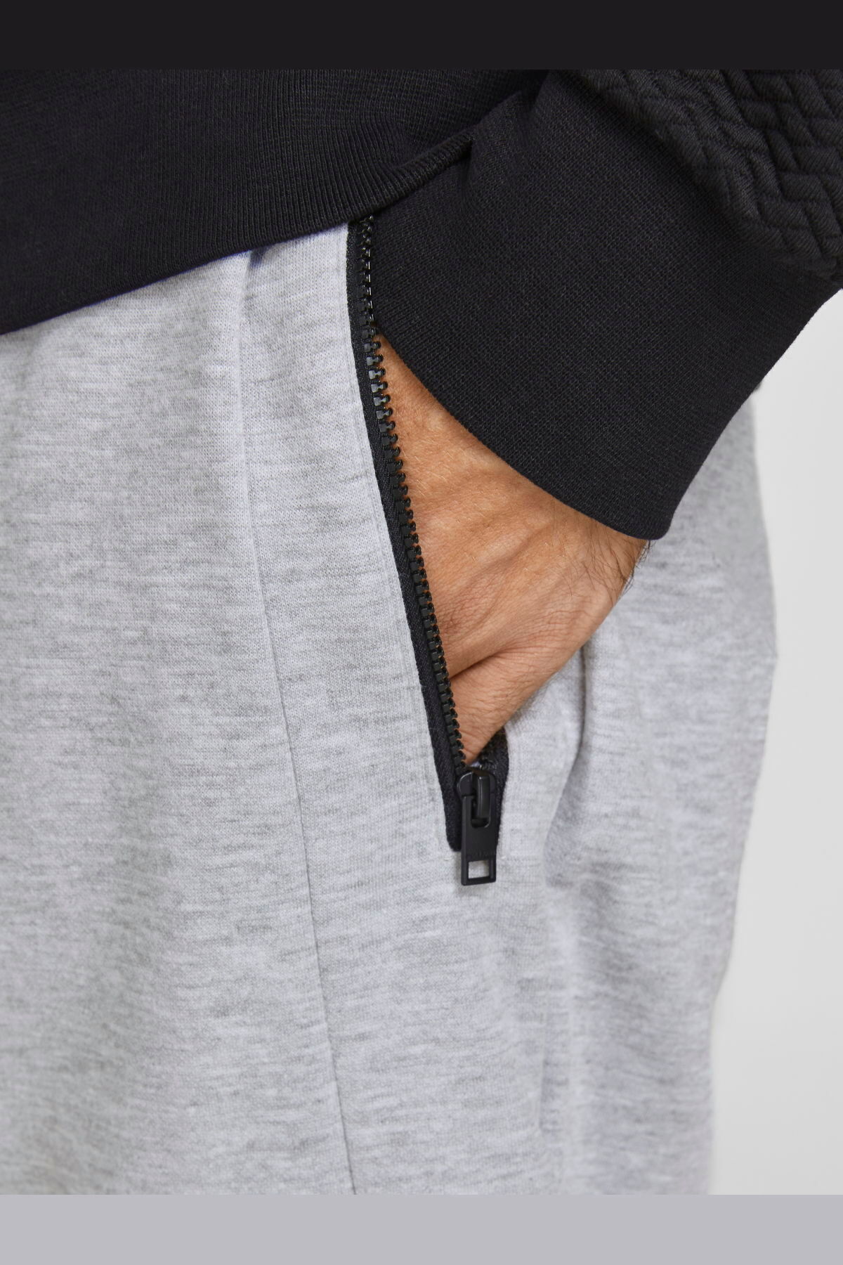 شلوار گرمکن ورزشی مردانه راسته فاق نرمال | جک اند جونز Jack & Jones 12184970 - BS - تصویر 6