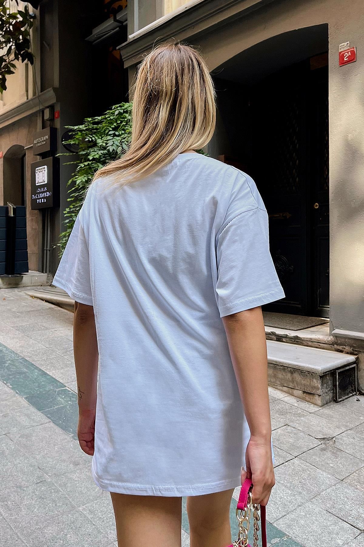 Swist-Weißes New Nirvana bedrucktes Oversize-Damen-T-Shirt 3
