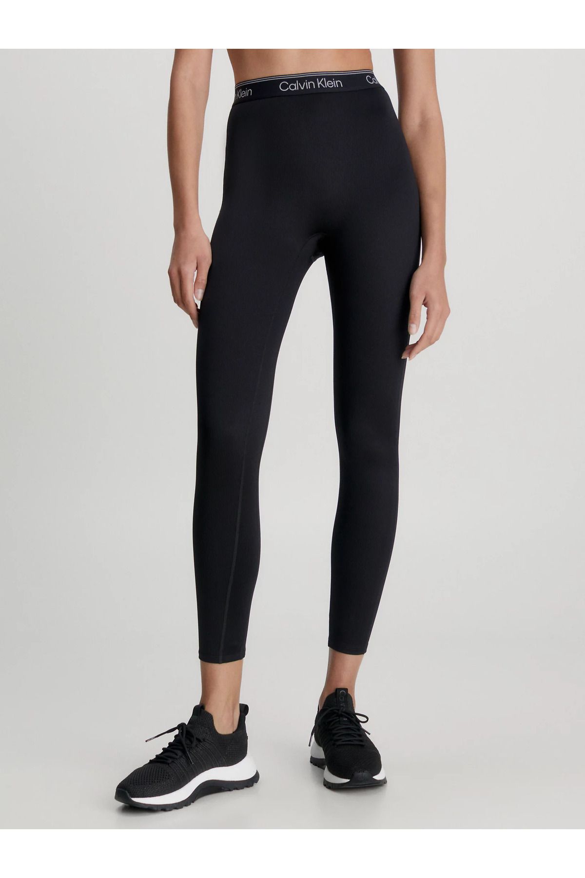 Calvin Klein Women's Signed Elastic Waistband High Waisted Flexible Fabric  Ease of Movement Black Leggings - Trendyol