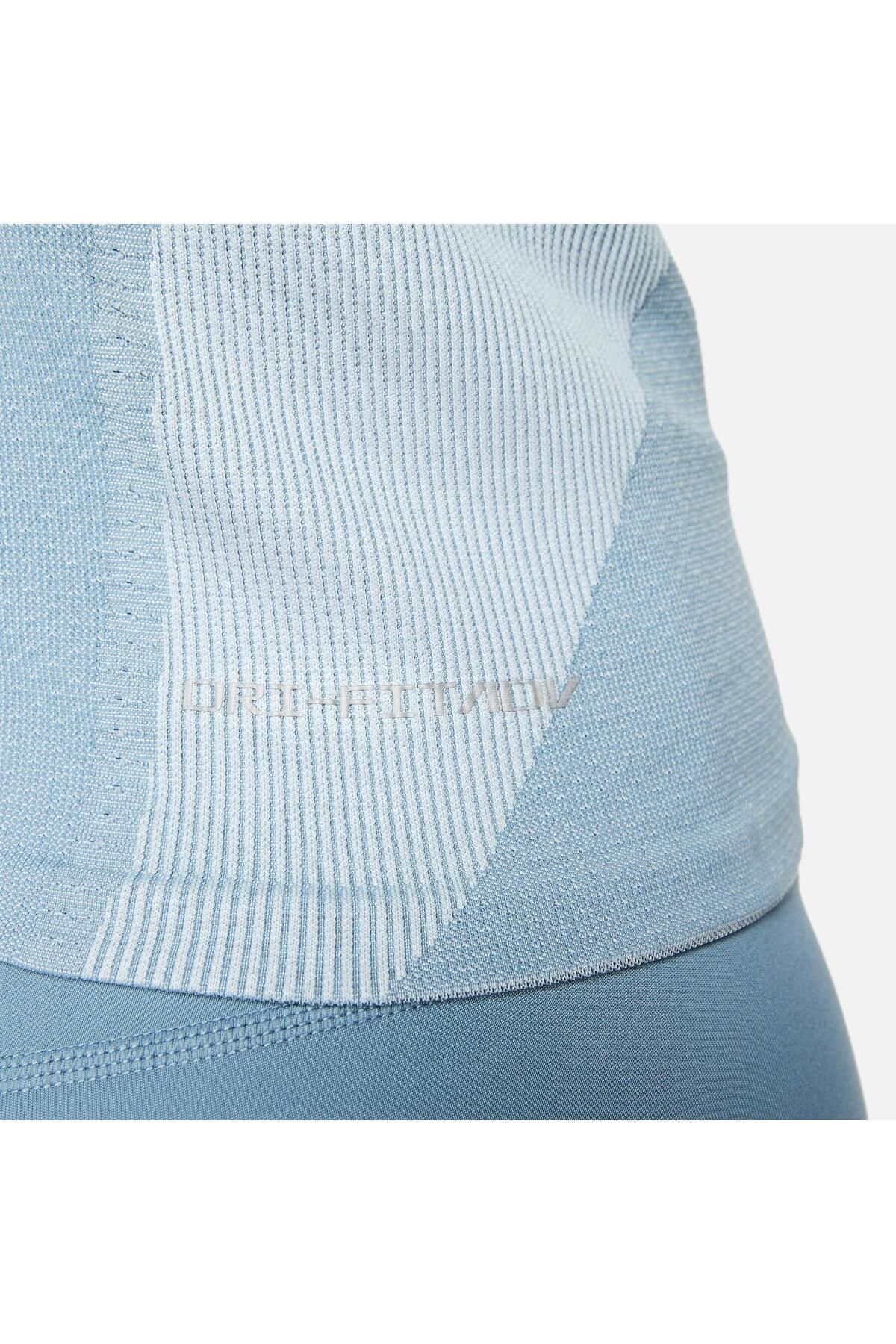 Nike-Dri-FIT ADV Aura Women's Slim-Fit Training Tank Top - Blue DV9775-440 4