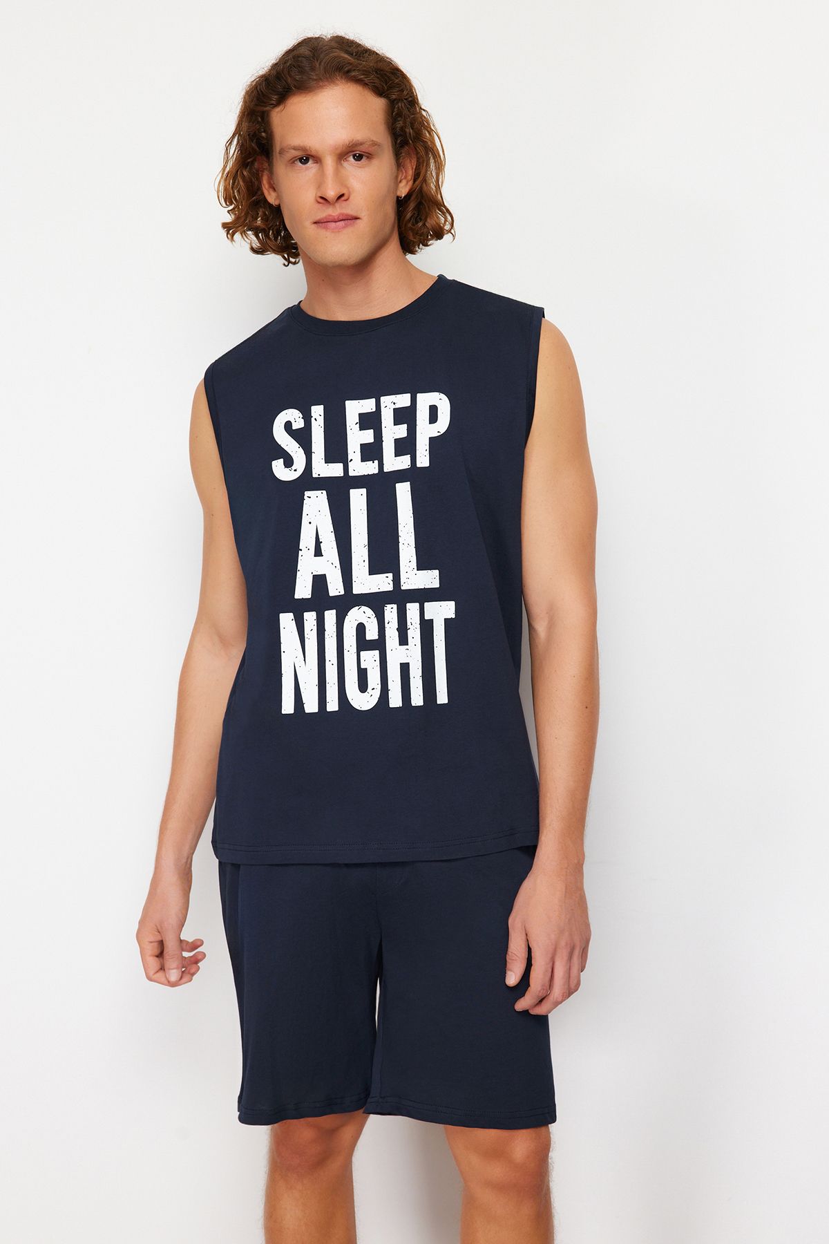 Trendyol Collection-Námořnická modř Slogan tištěný Regular Fit Pletené šortky Sada pyžama TMNSS24PT00020 1