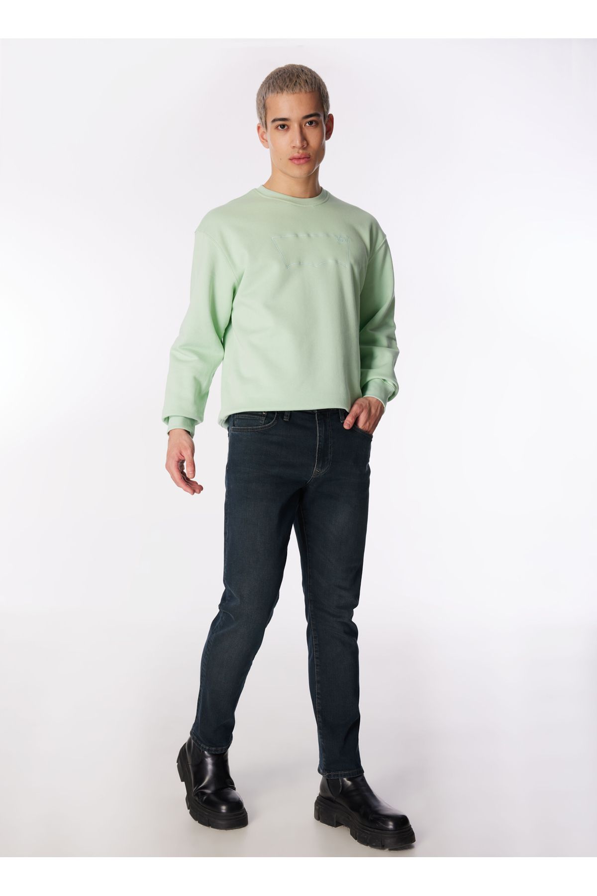 شلوار جین مردانه کمر باریک معمولی 242 LCM 121037 JAGGER GREEN TO BROW Lee Cooper