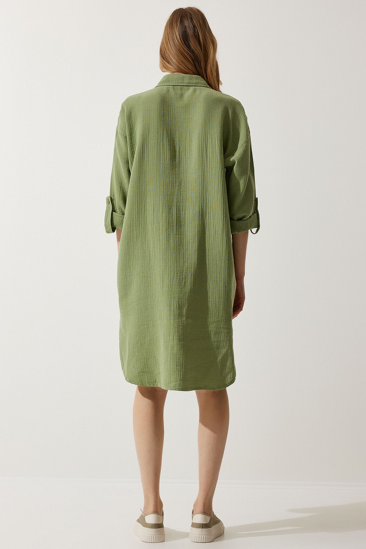 Happiness İstanbul-Grünes Oversize-Hemdkleid aus Musselin für Damen SA00021 5