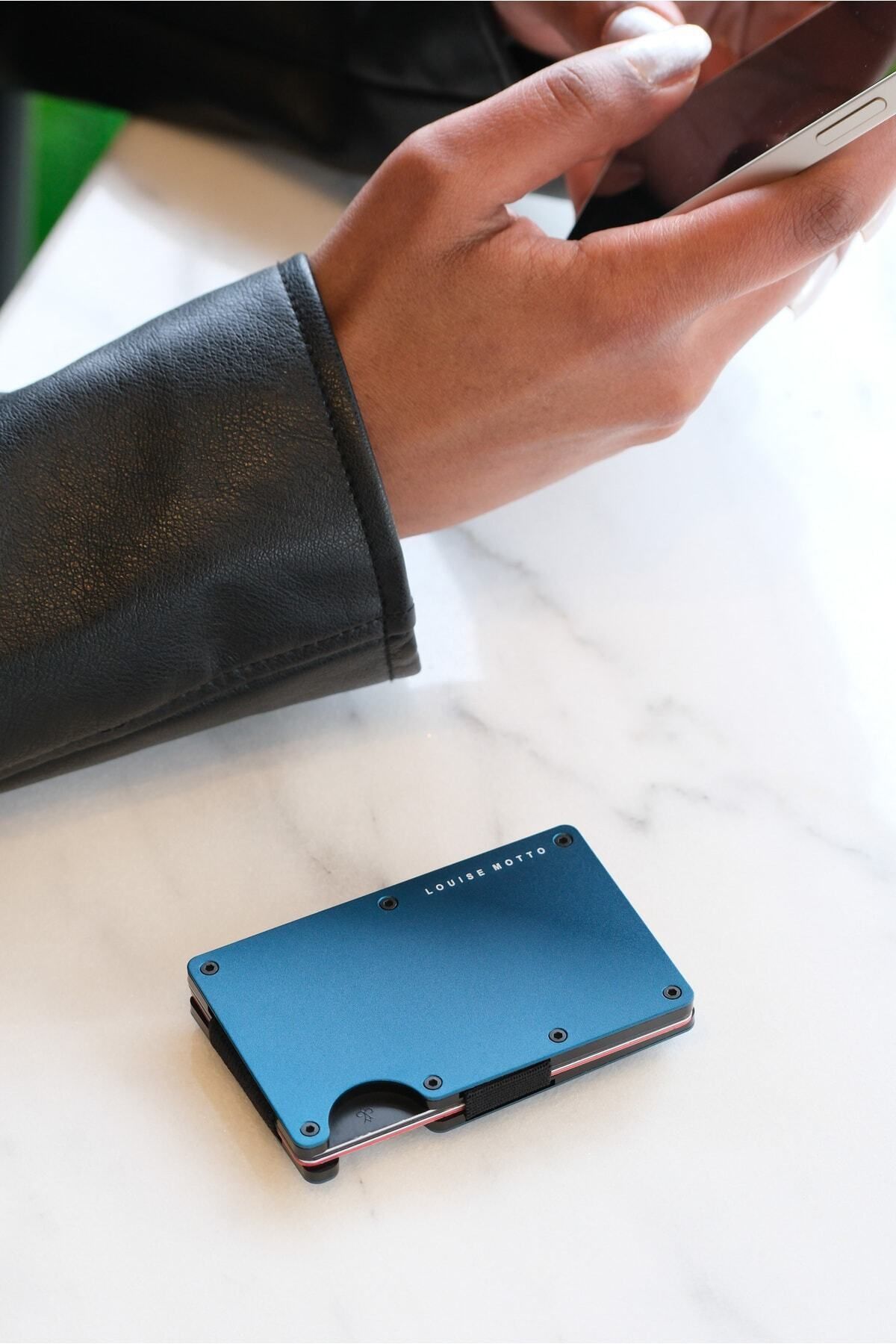 کارت دار مردانه CARDX کلیپ های BURANO کیف پول مینیمالیستی نسل جدید و کاردفریس فلزی محافظت RFID آبی Louise Motto
