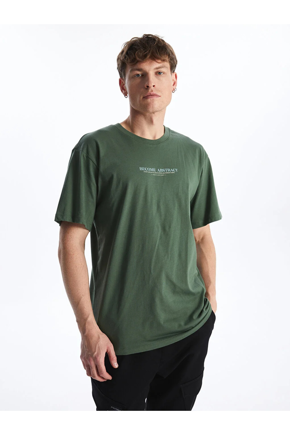 تیشرت مردانه سبز ال سی وایکیکی | S4H038Z8 اورجینال - تصویر 3