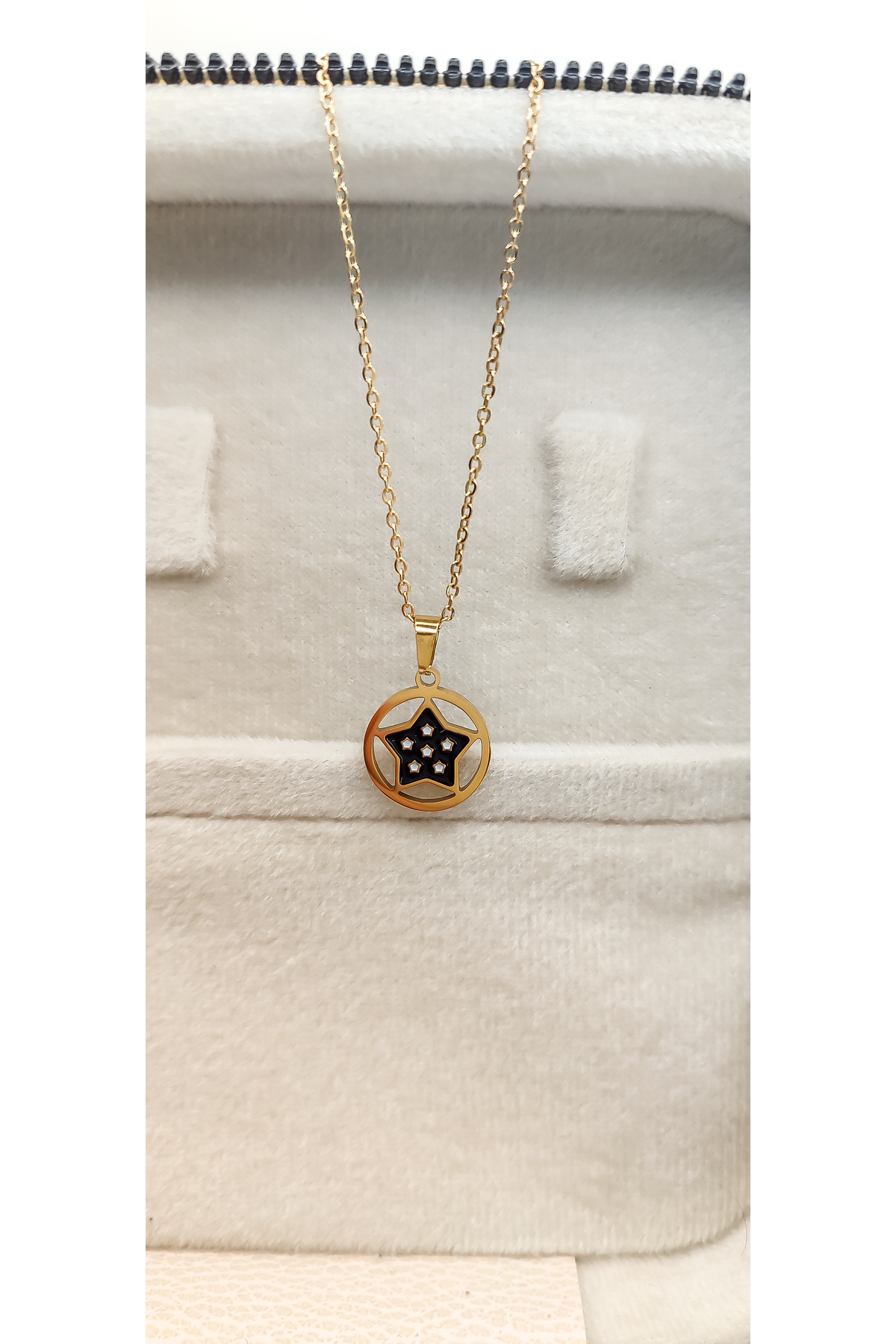 Yıldız Desenli 14 Ayar Altın Kaplama Çelik Kolye