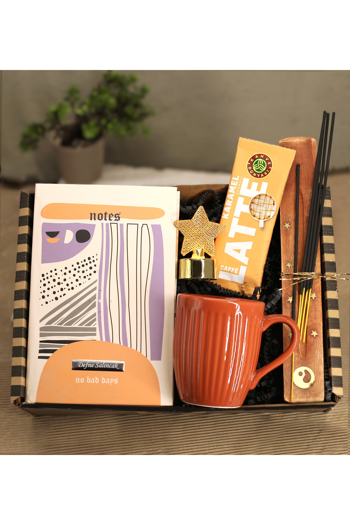 Genel Markalar Kişiye Özel Desenli Defter&Kupa Bardak&Yıldız Led Işıklı&Kahve Dünyası Latte&Tütsü Hediye Seti