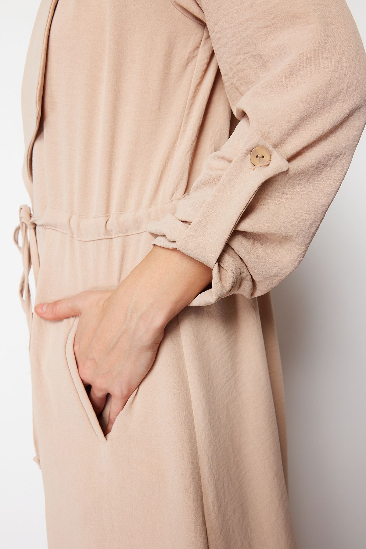 Trendyol Modest-Gewebte, mit Steinen verzierte, detaillierte Verschleißkappe und Ferace TCTSS21CE0400 5