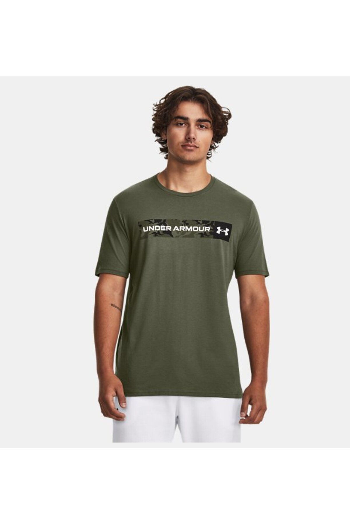آستین کوتاه راه راه سینه UA Camo مردانه 1376830-390 Under Armour