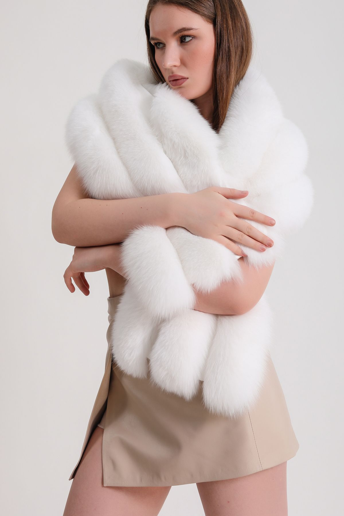 Leather Club-White Shadow Fox Etol 6